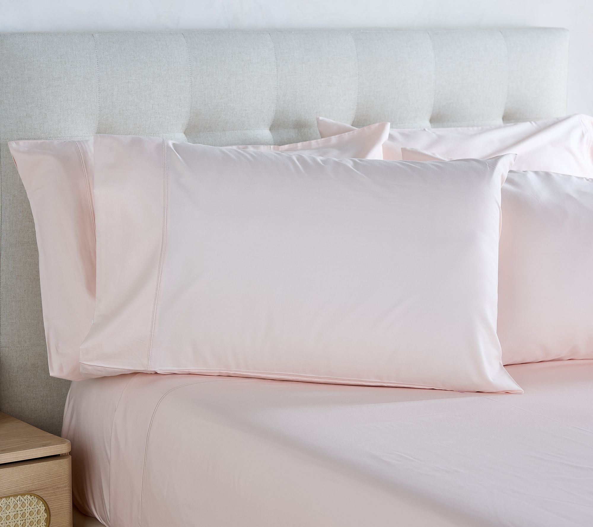 W by Wamsutta 400TC Wonder Weave Sheet Set with Extra Cases-CKG