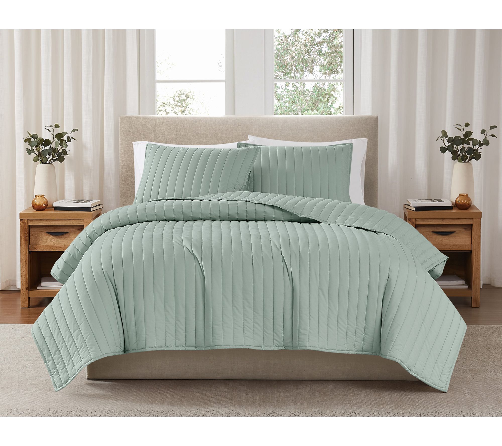 Brooklyn Loom Solid Cotton Percale King 3 PieceQuilt Set