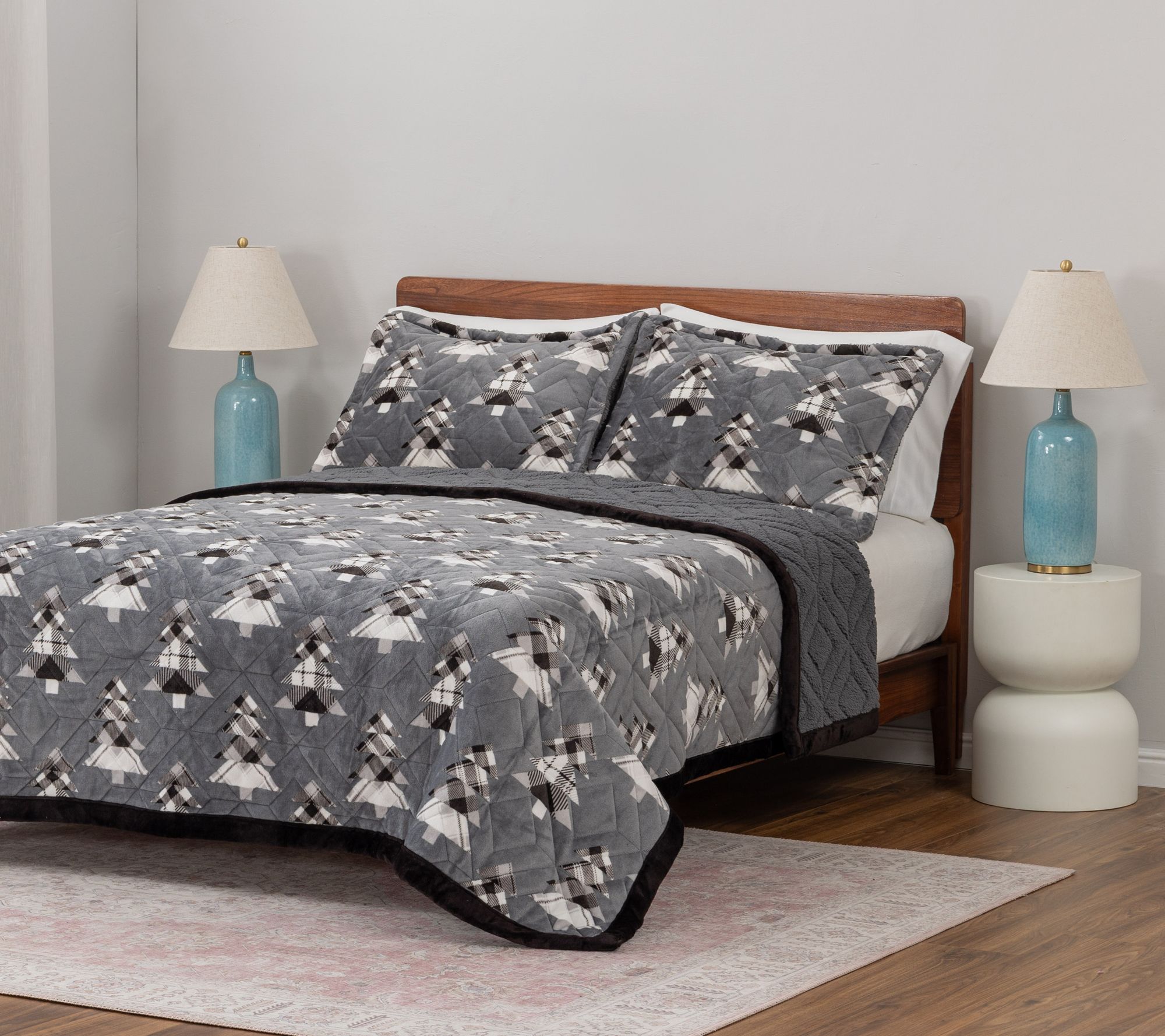 Berkshire Ultrasonic Velvetsoft rev. Sherpa Coverlet & Sham Set-Full