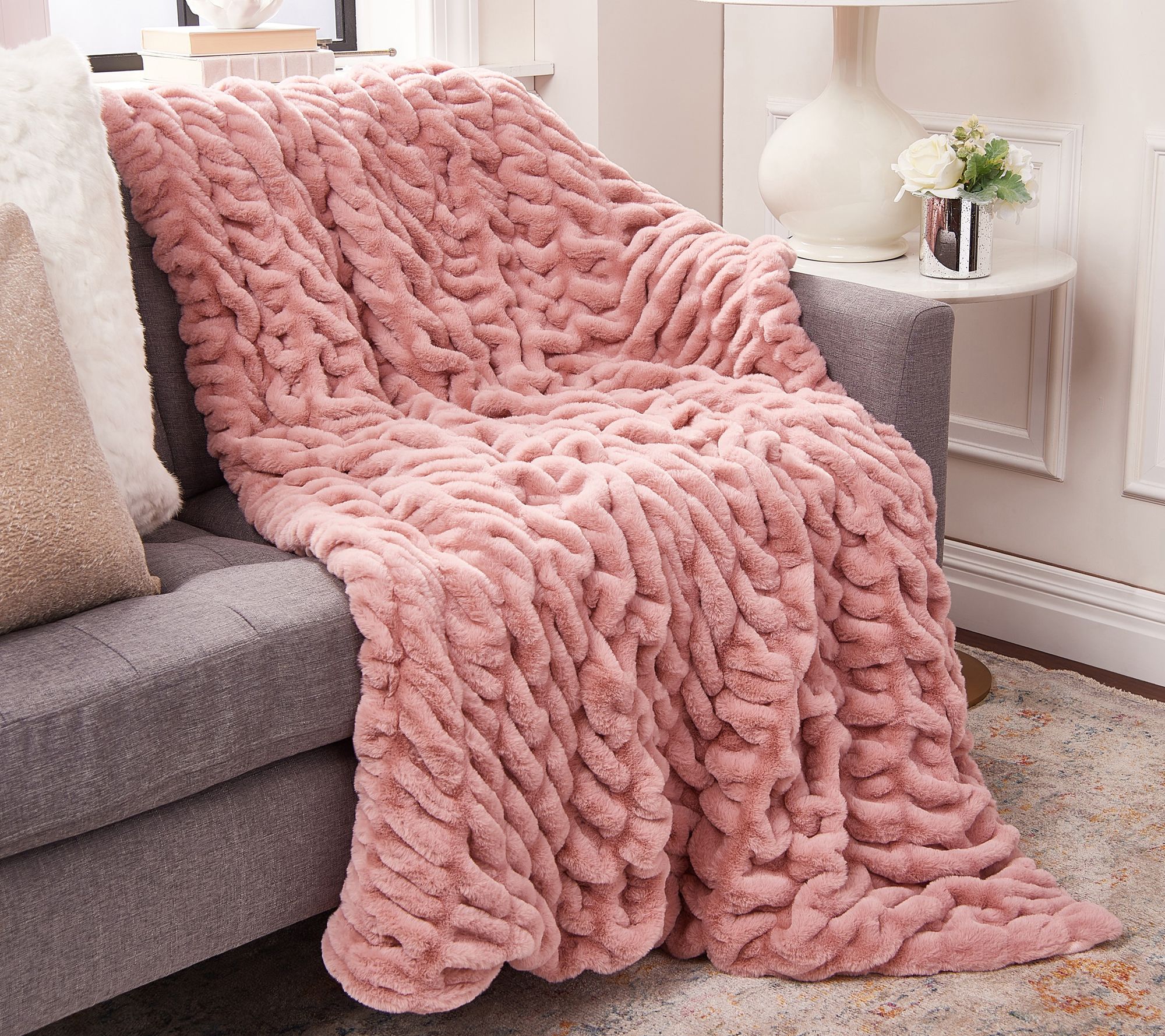 Chanel CC Beige Throw Blanket – The Luxe Base