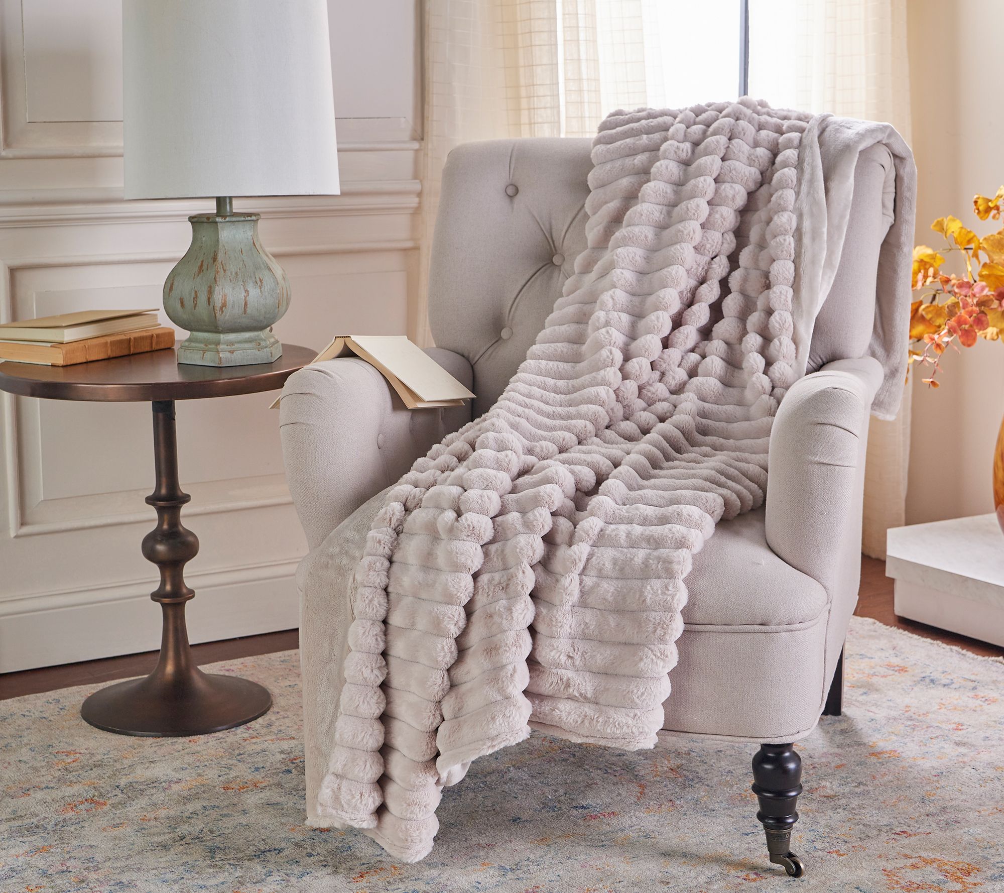 Berkshire Jacquard Stripe Grace Fur Reverse to Loftmink Throw