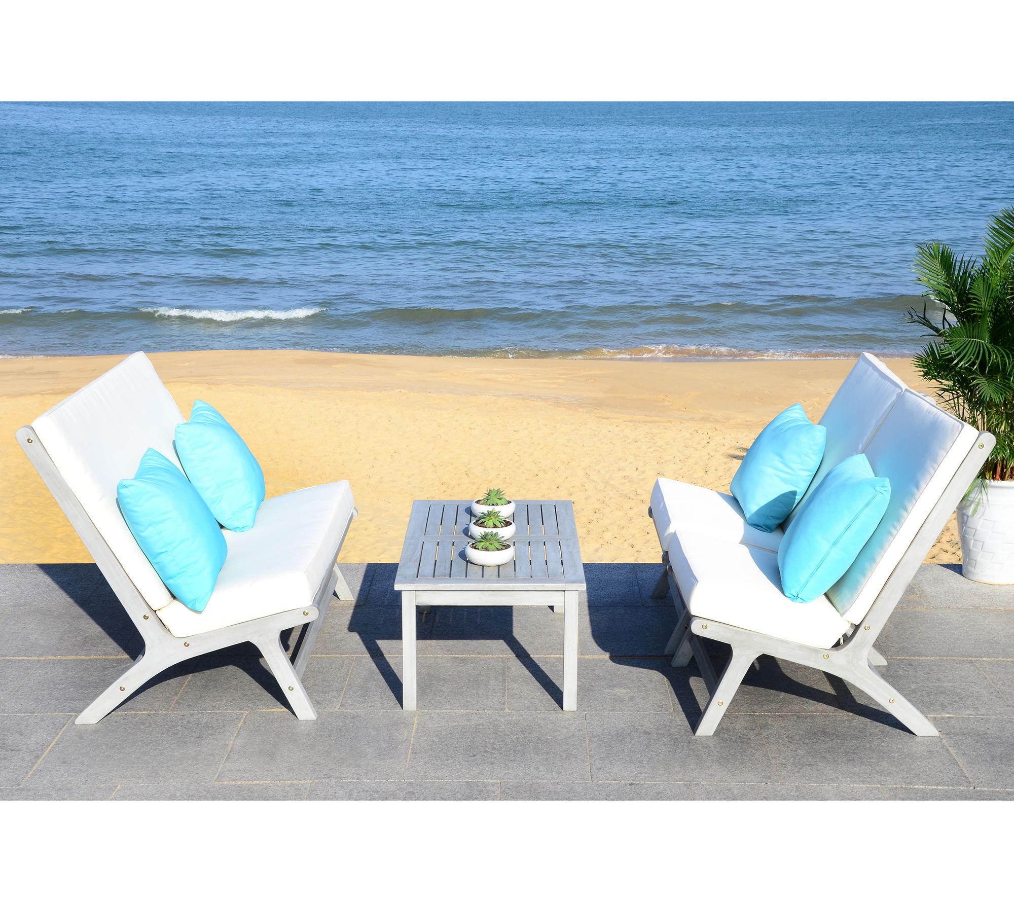 Safavieh Chaston 4-Piece Outdoor Living Set w/Accent Pillows