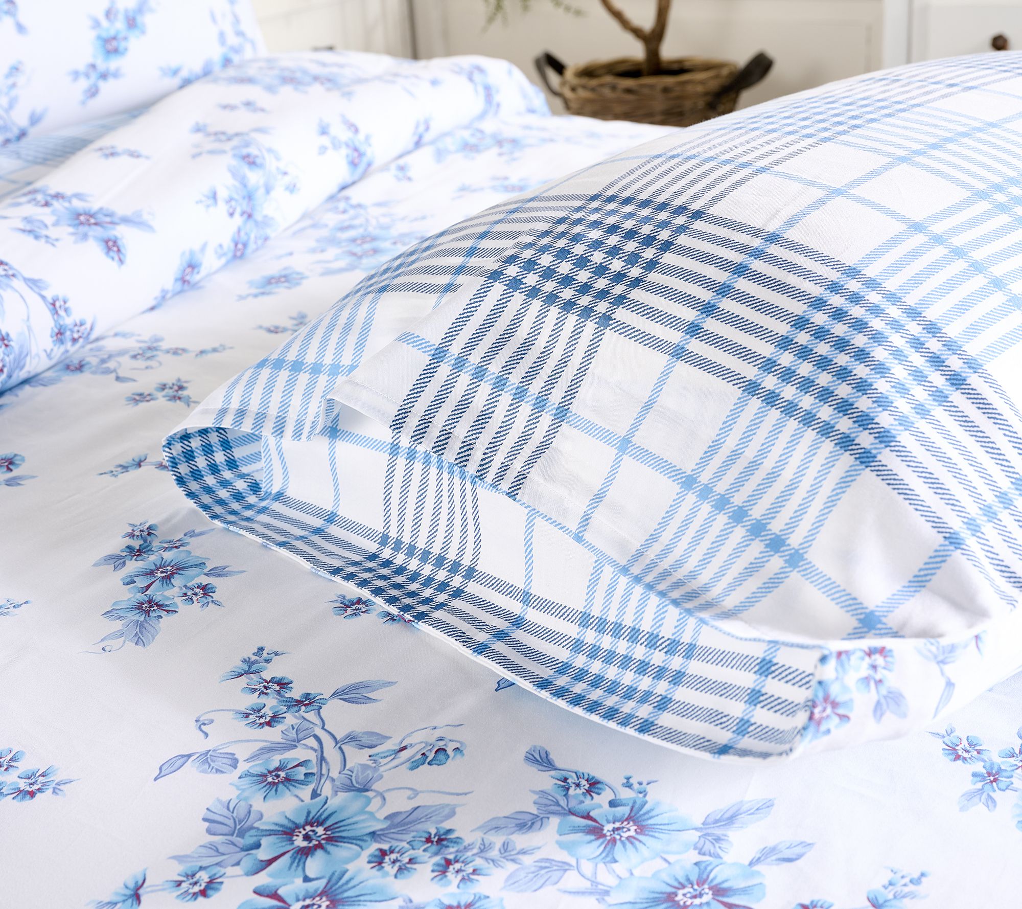 Martha Stewart Morning Glory Comforter Set Full/Queen - QVC.com