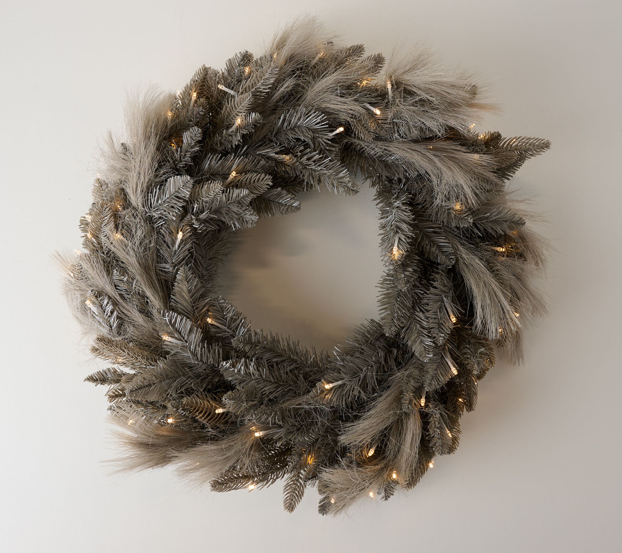 26" Illuminated Indoor/Outdoor Pampas Wreath by Kim Gravel