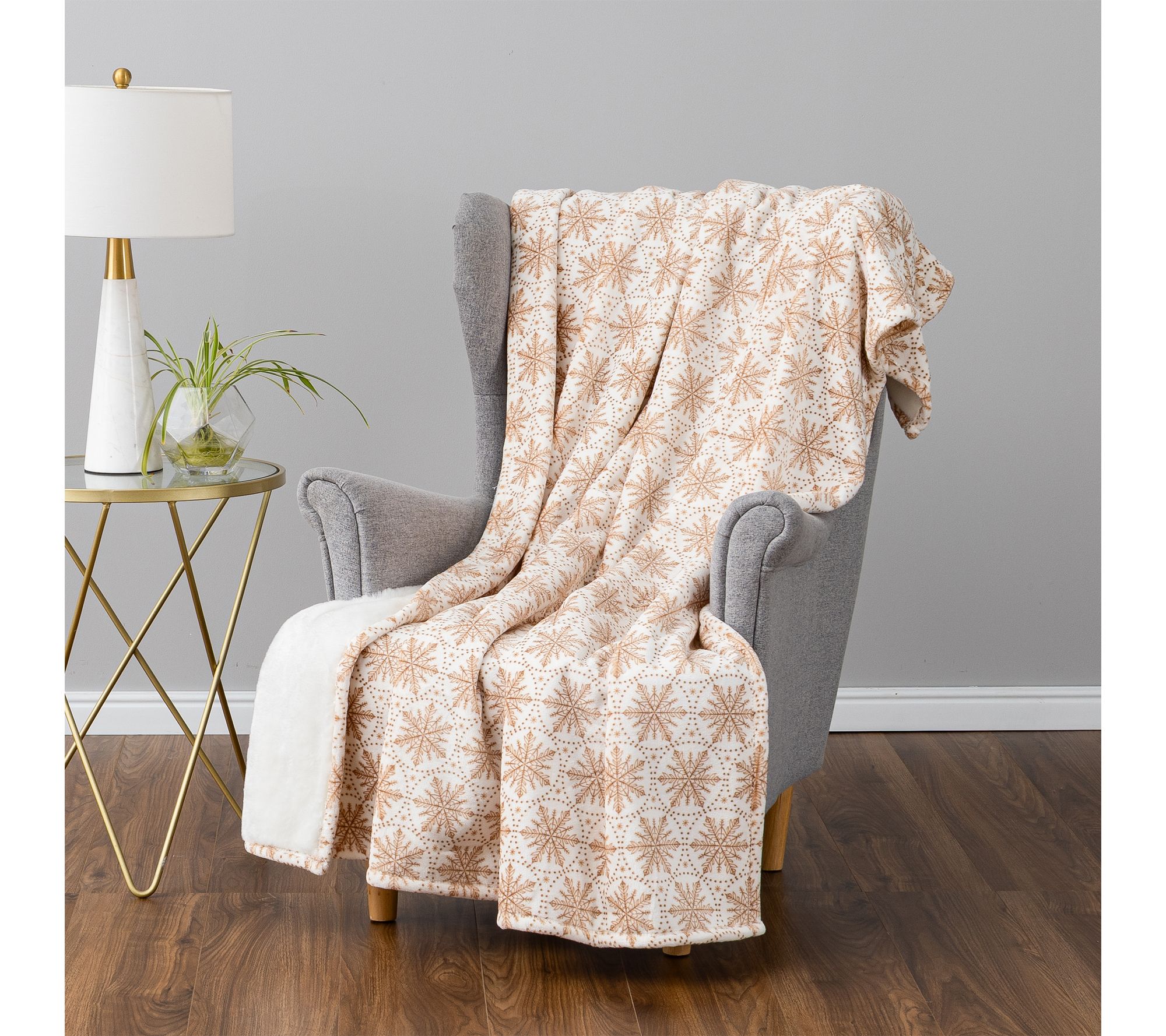 Berkshire Holiday Print Shiny Velvetsoft / Grace Fur Throw