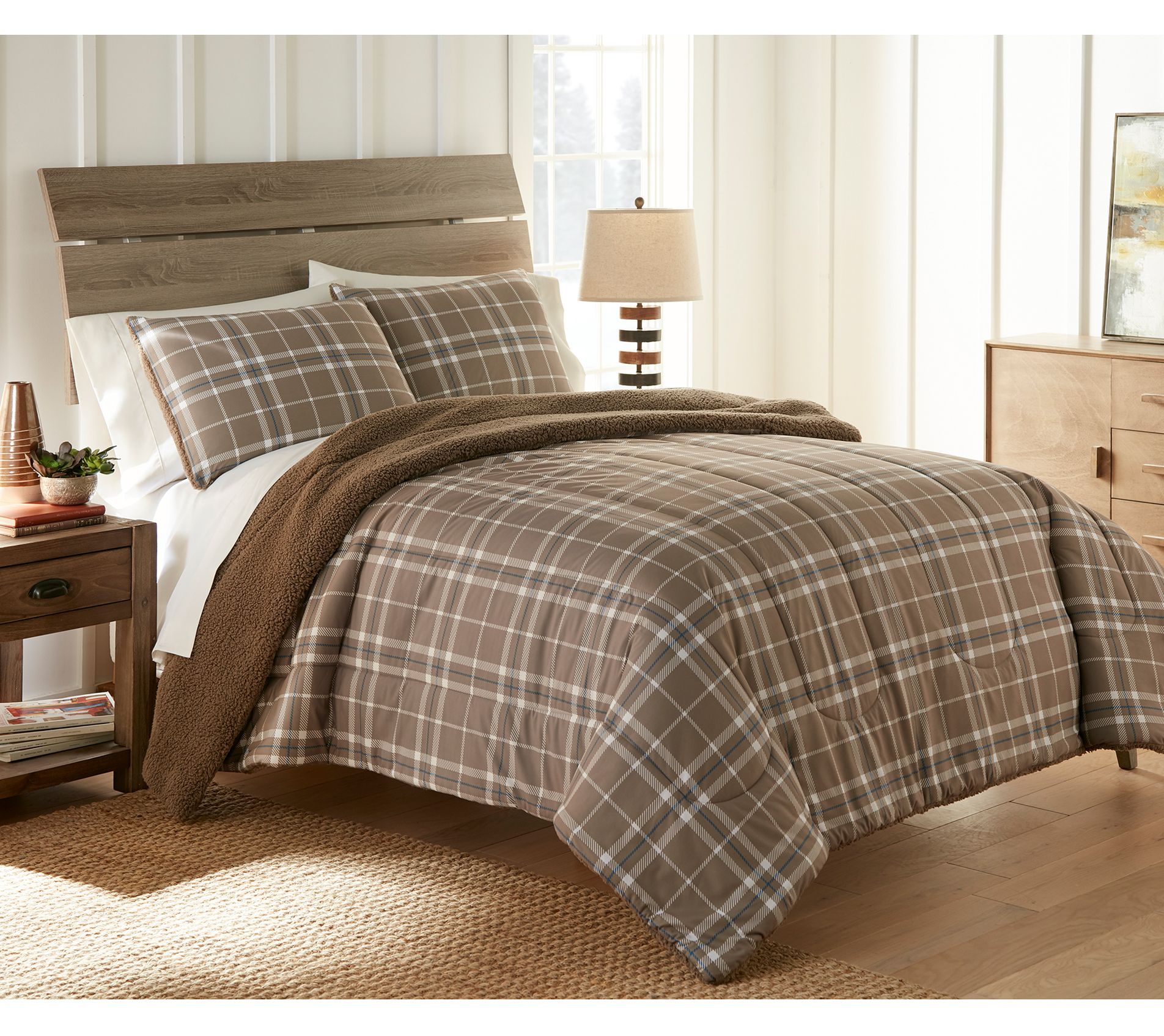 Shavel Full/Queen MicroFlannel Reverse to Sherp a Comforter Se
