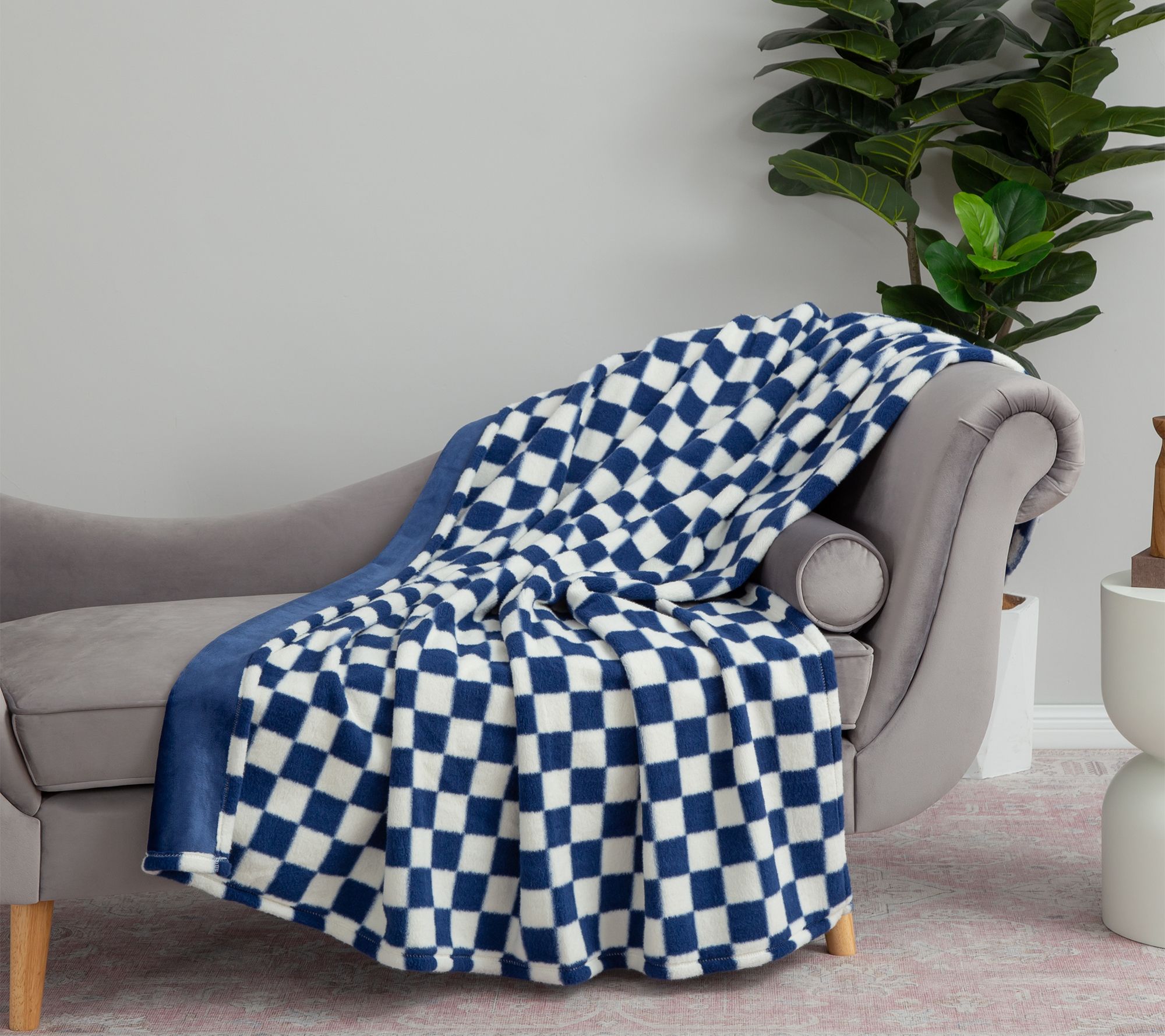 Berkshire Checkered Teddy Plush 60x70 Throw