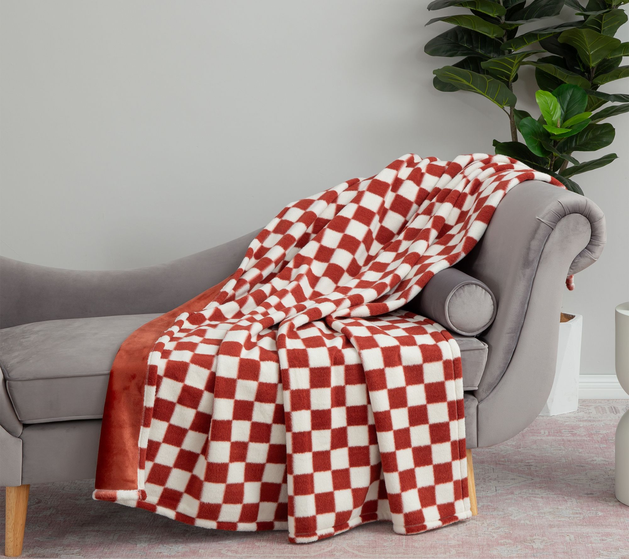 Berkshire Checkered Teddy Plush 60x70 Throw