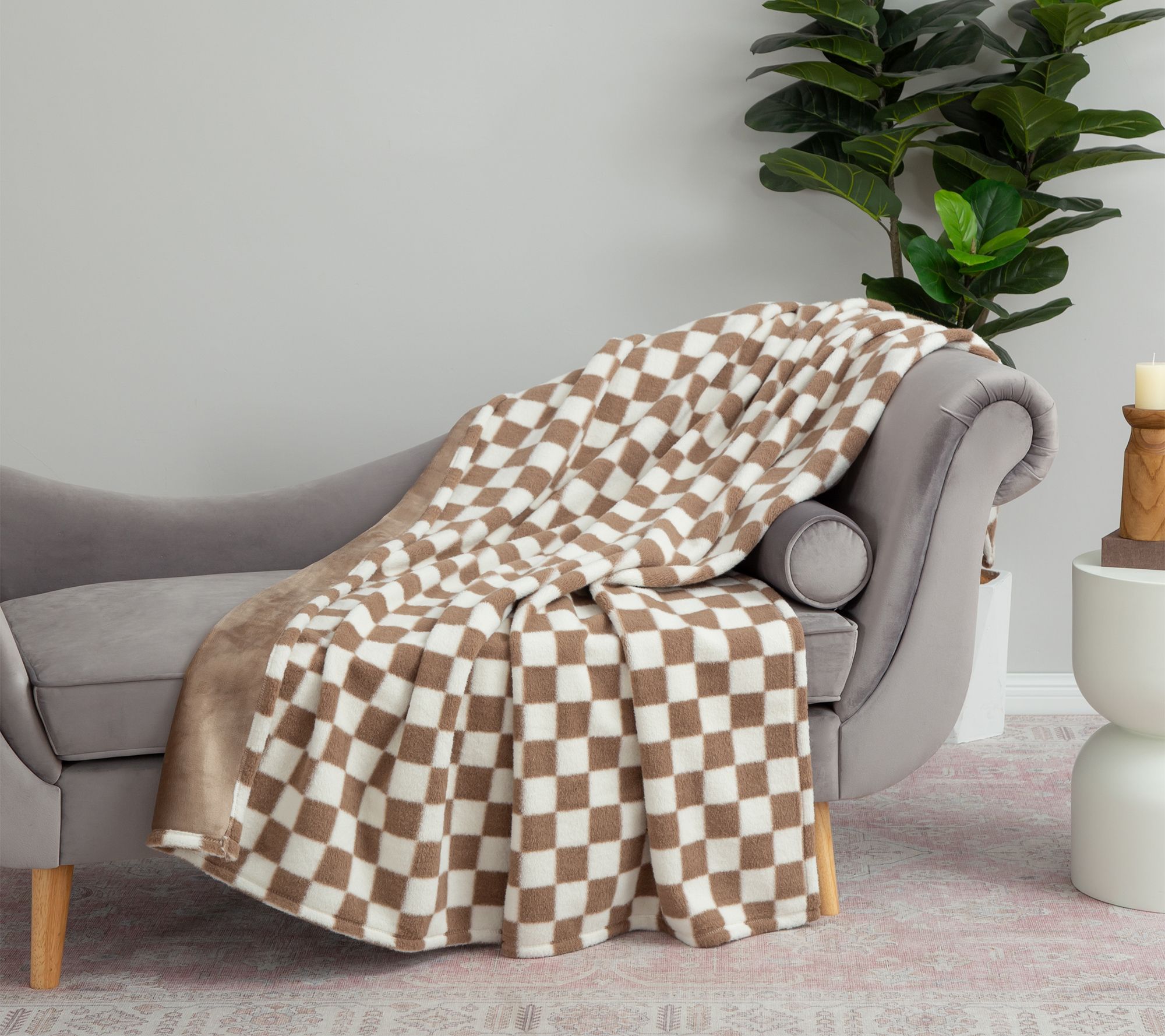 Berkshire Checkered Teddy Plush 60x70 Throw