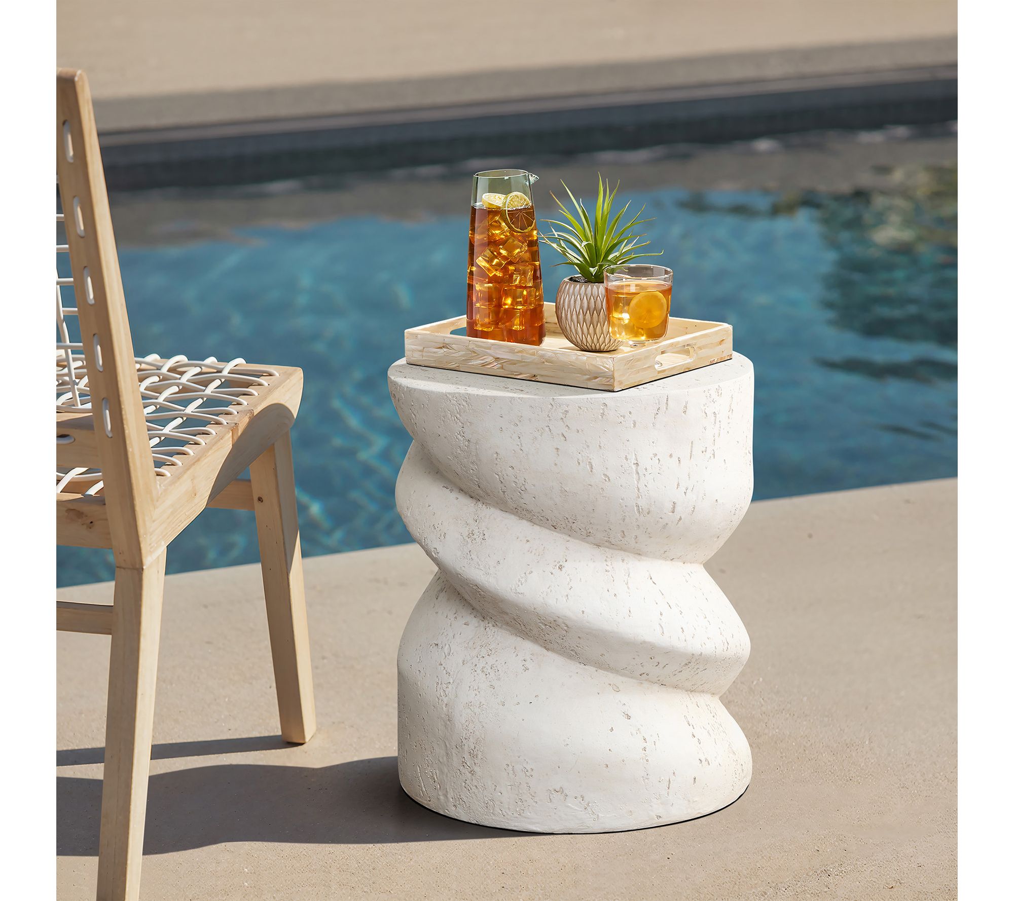 LuxenHome Distressed Off-White Round Spiral Outdoor Side Table