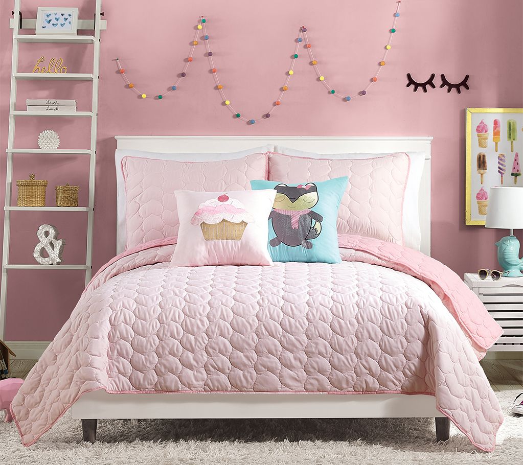 Urban Playground Helaine Full/Queen Quilt Set -3-Piece