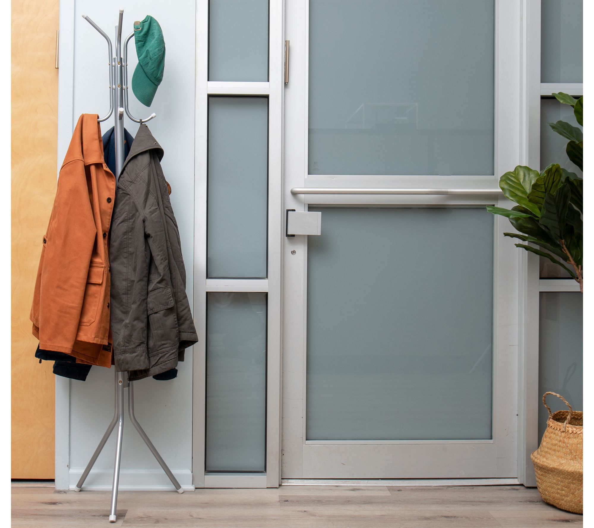 Mind Reader 11 Hook Metal Standing Coat Rack