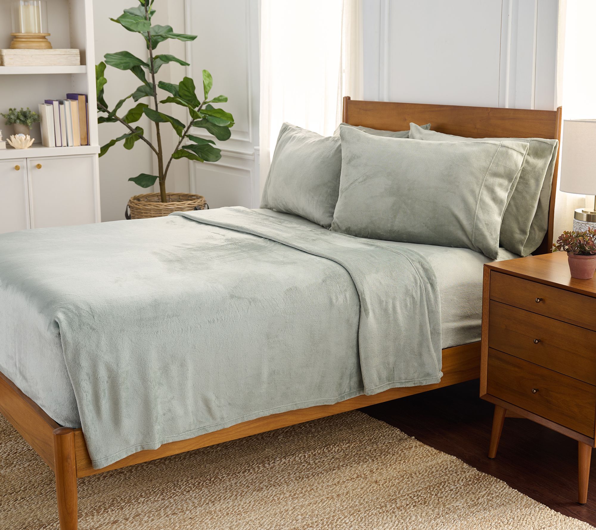 Berkshire Velvetsoft Sheet Set with Extra Pillowcases