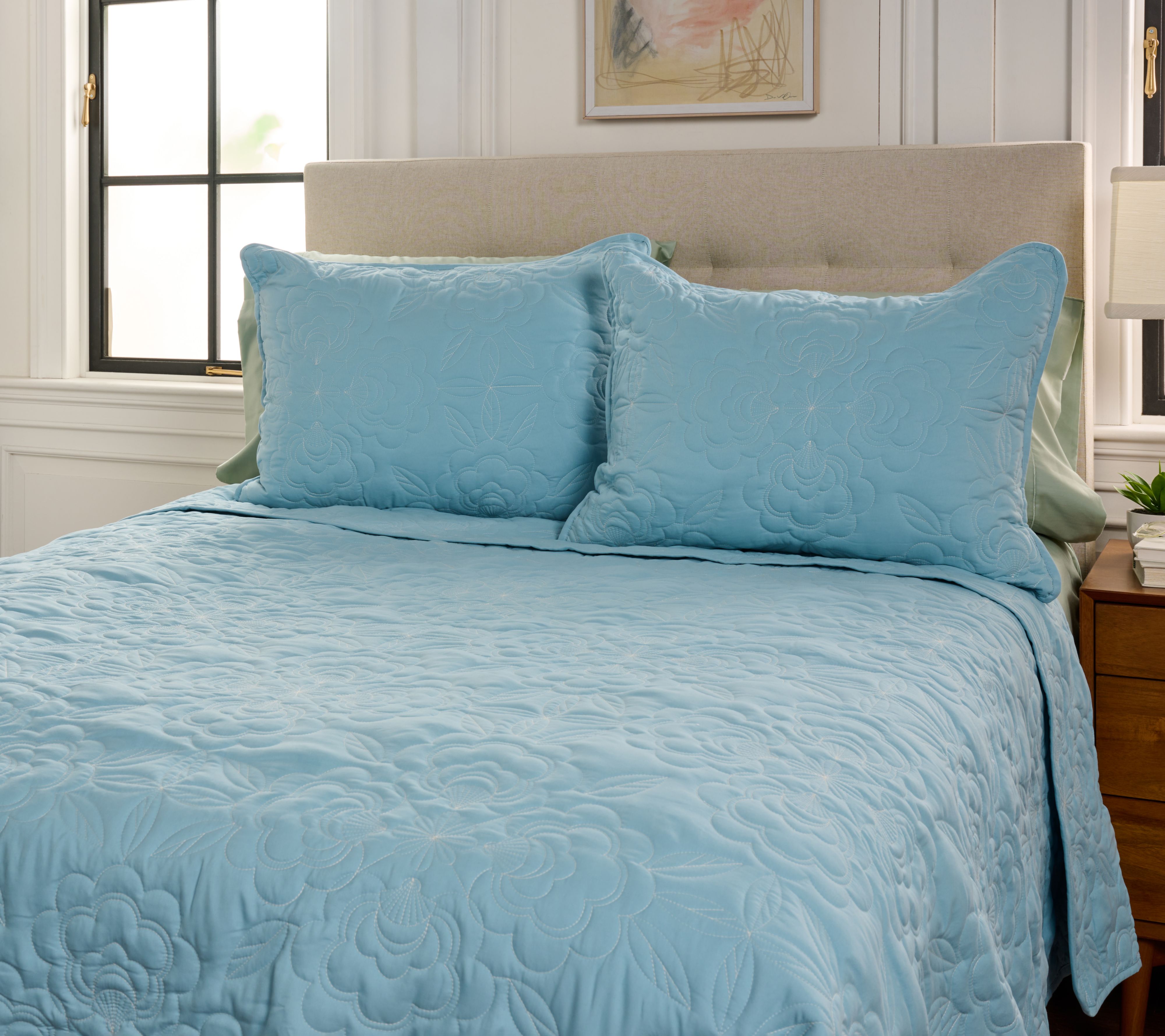 Home Reflections Embroidered Coverlet & Sham Set - King