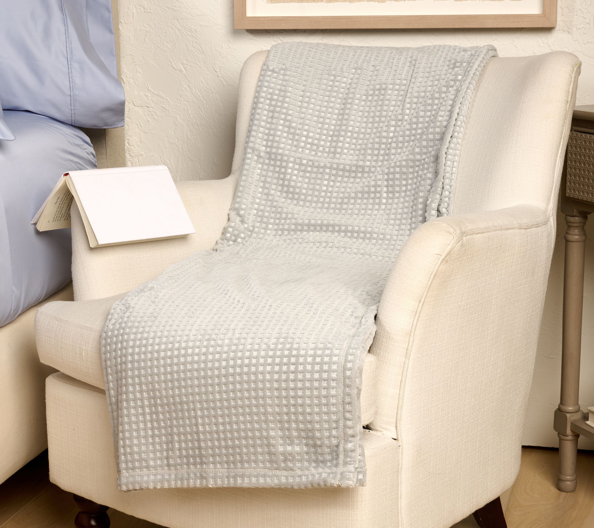 "As Is" Home Reflections Gingham Velvetplush 60x70 Throw