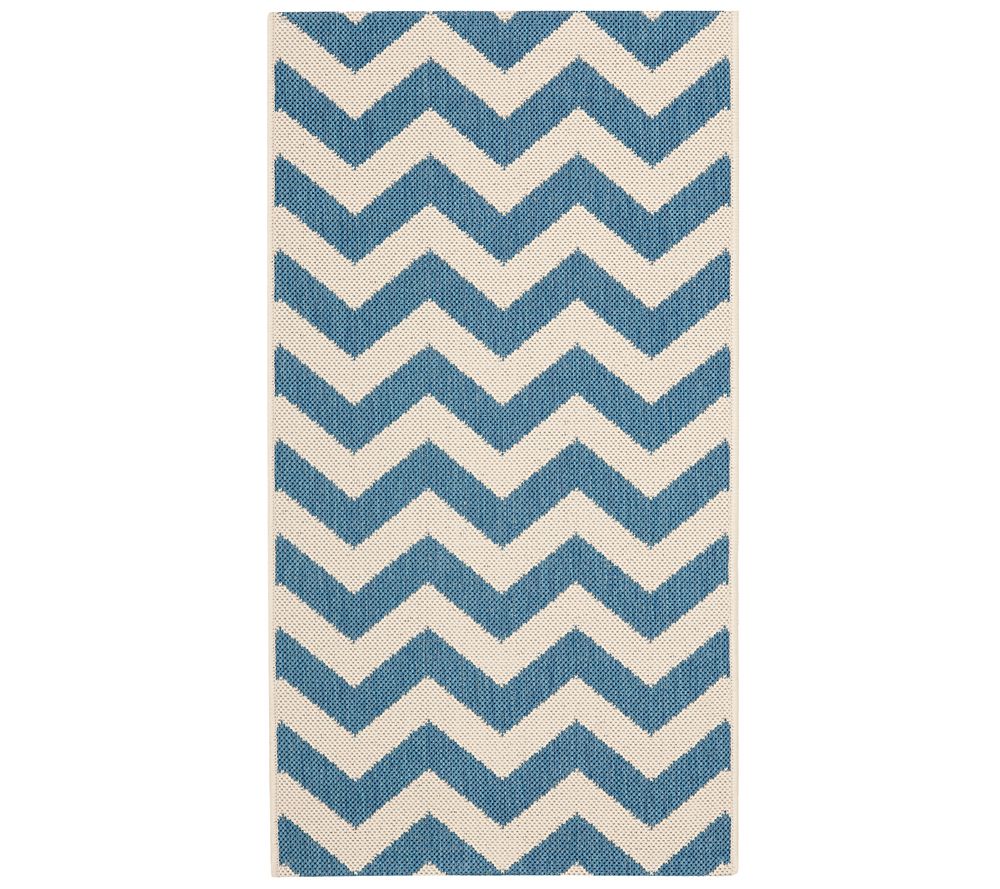 Safavieh 4' x 5'7" Horizontal Zigzag Indoor/Outdoor Rug