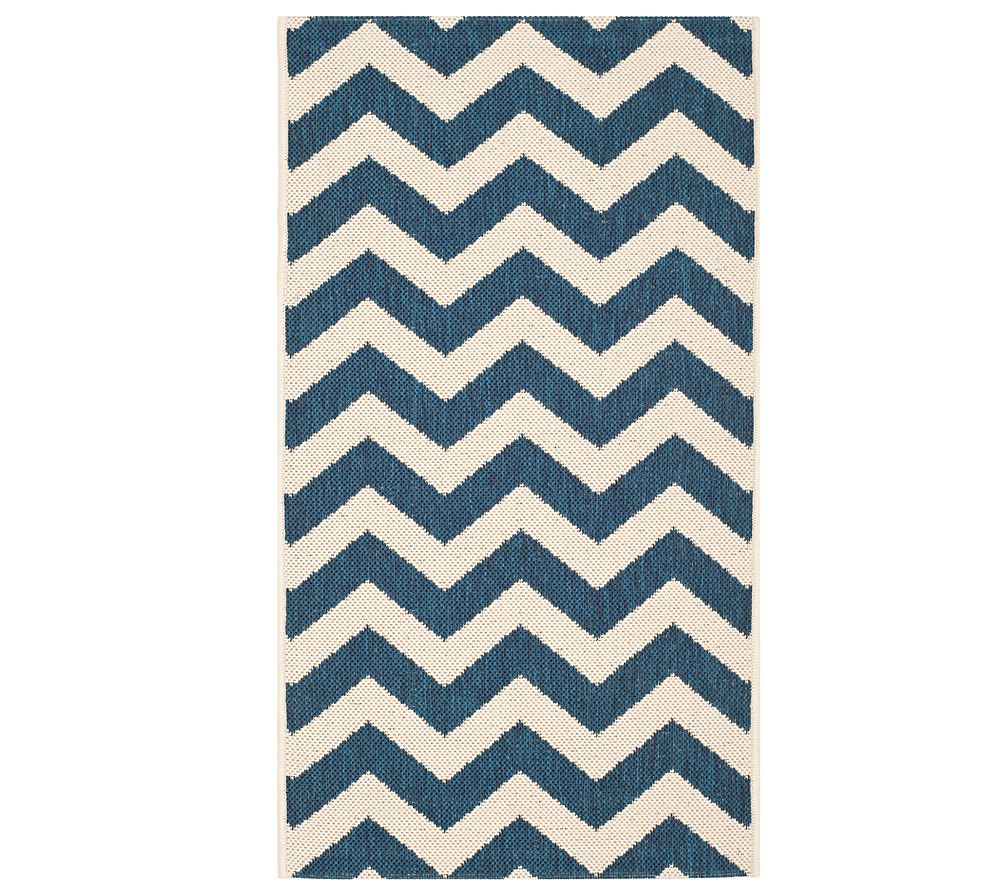 Safavieh 4' x 5'7" Horizontal Zigzag Indoor/Outdoor Rug