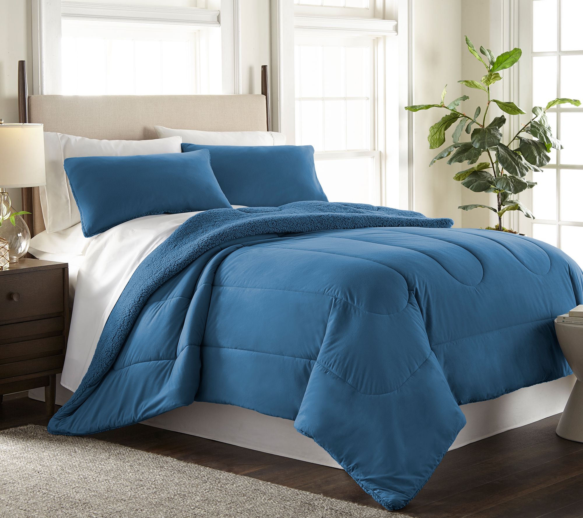 Shavel King MicroFlannel Reverse to Sherpa Comf orter Set