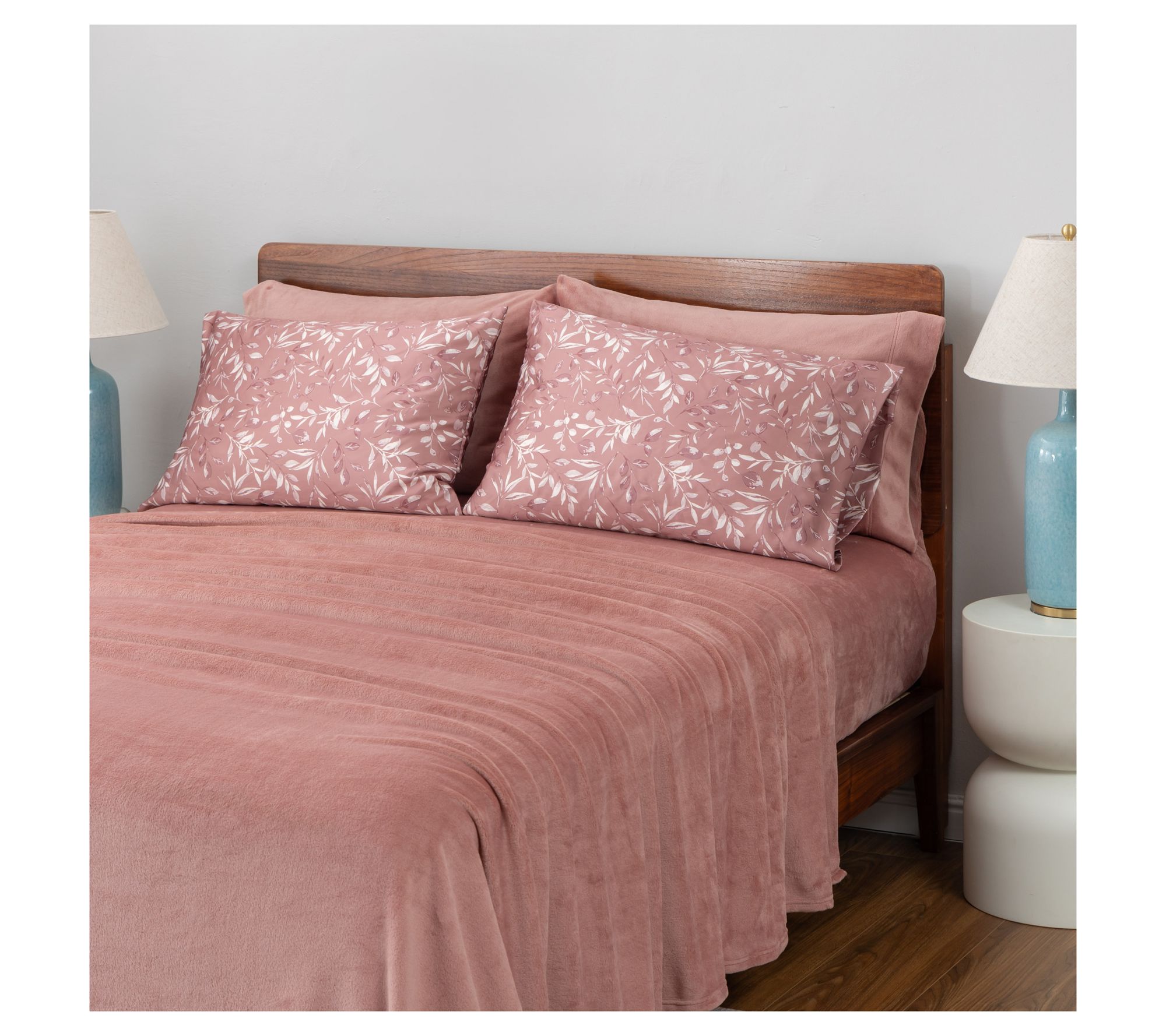 "As Is" Berkshire Velvetsoft Sheet Set with Printed Cases