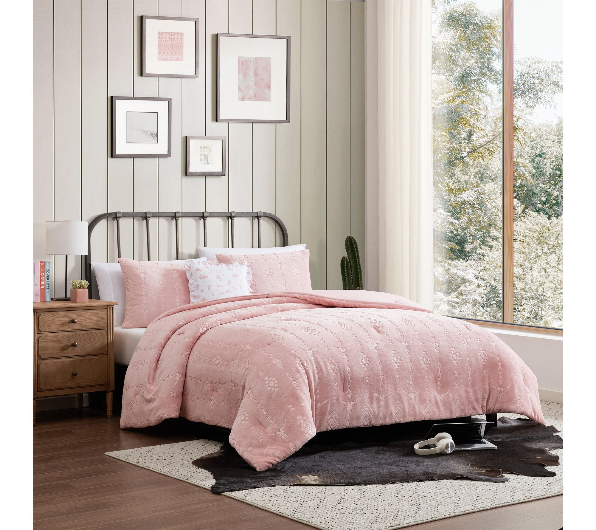 Wrangler Steer Head Stripe Pink Plush Twin XL Comforter Set