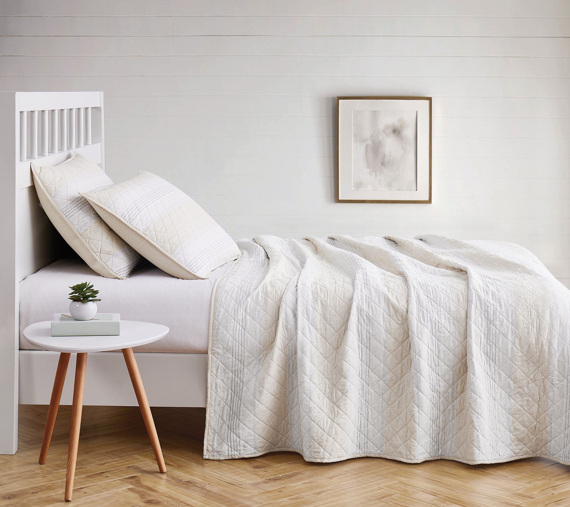 Cottage Classics Farmhouse Stripe 2Piece TwinXL Quilt Set