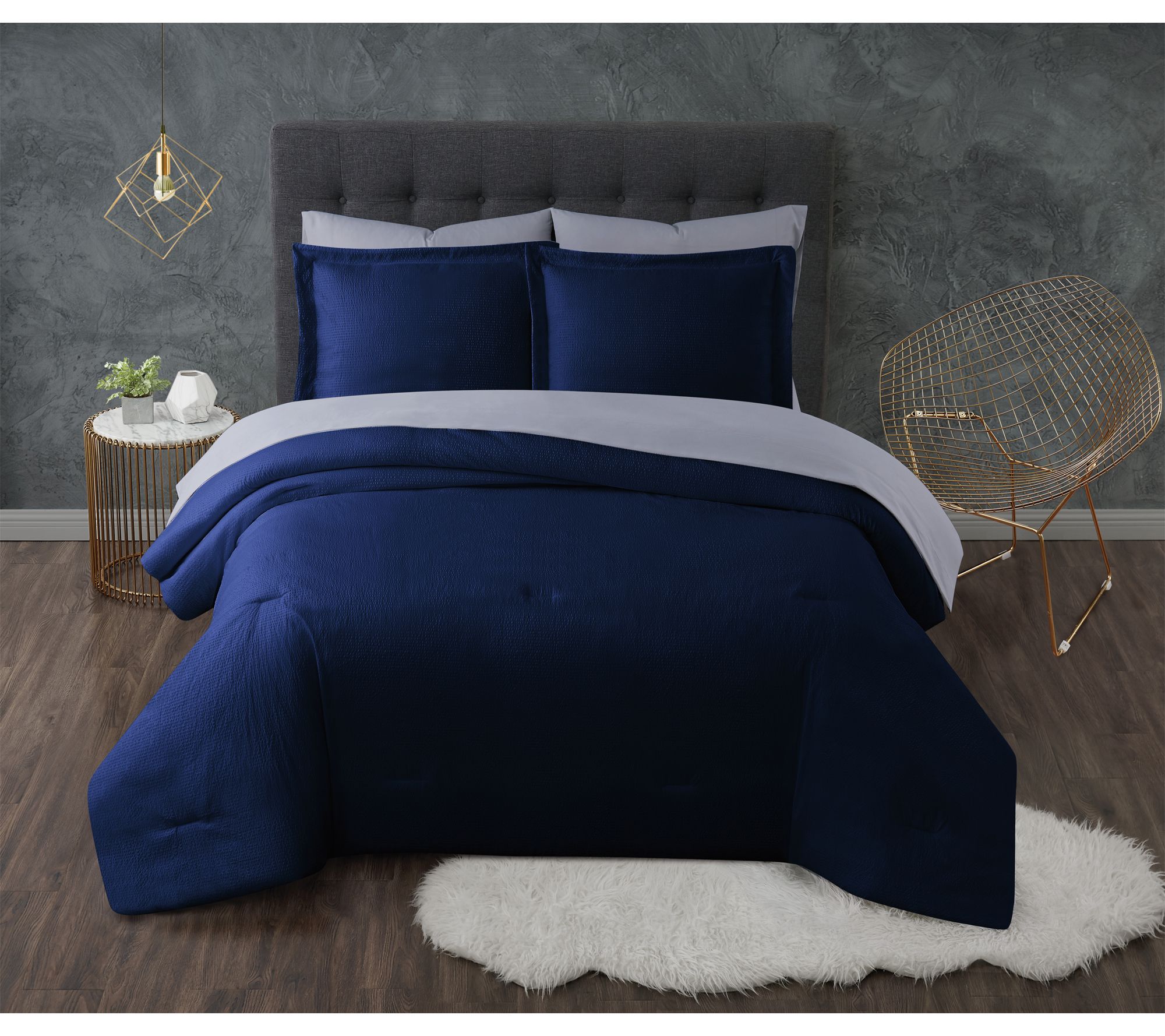 Truly Calm Antimicrobial Queen Bed in a Bag