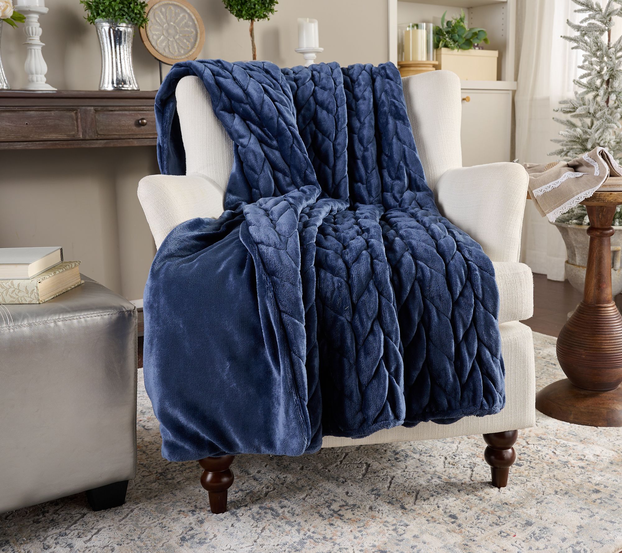 "As Is" Northern Nights Braided Plush Velvet 60x70 Throw