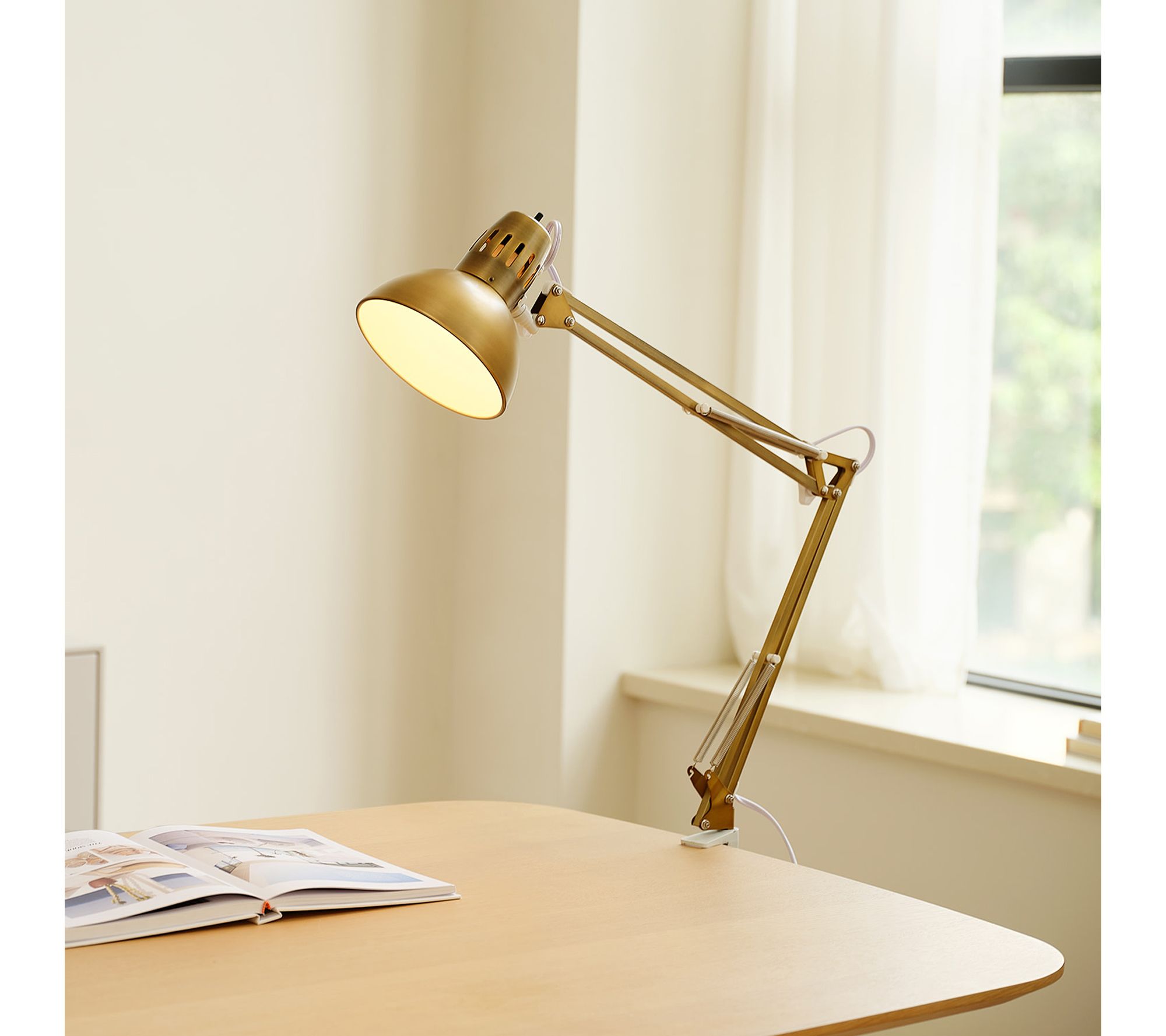 Globe Electric 32" Matte Brass Multi-Joint DeskLamp w/ Clamp