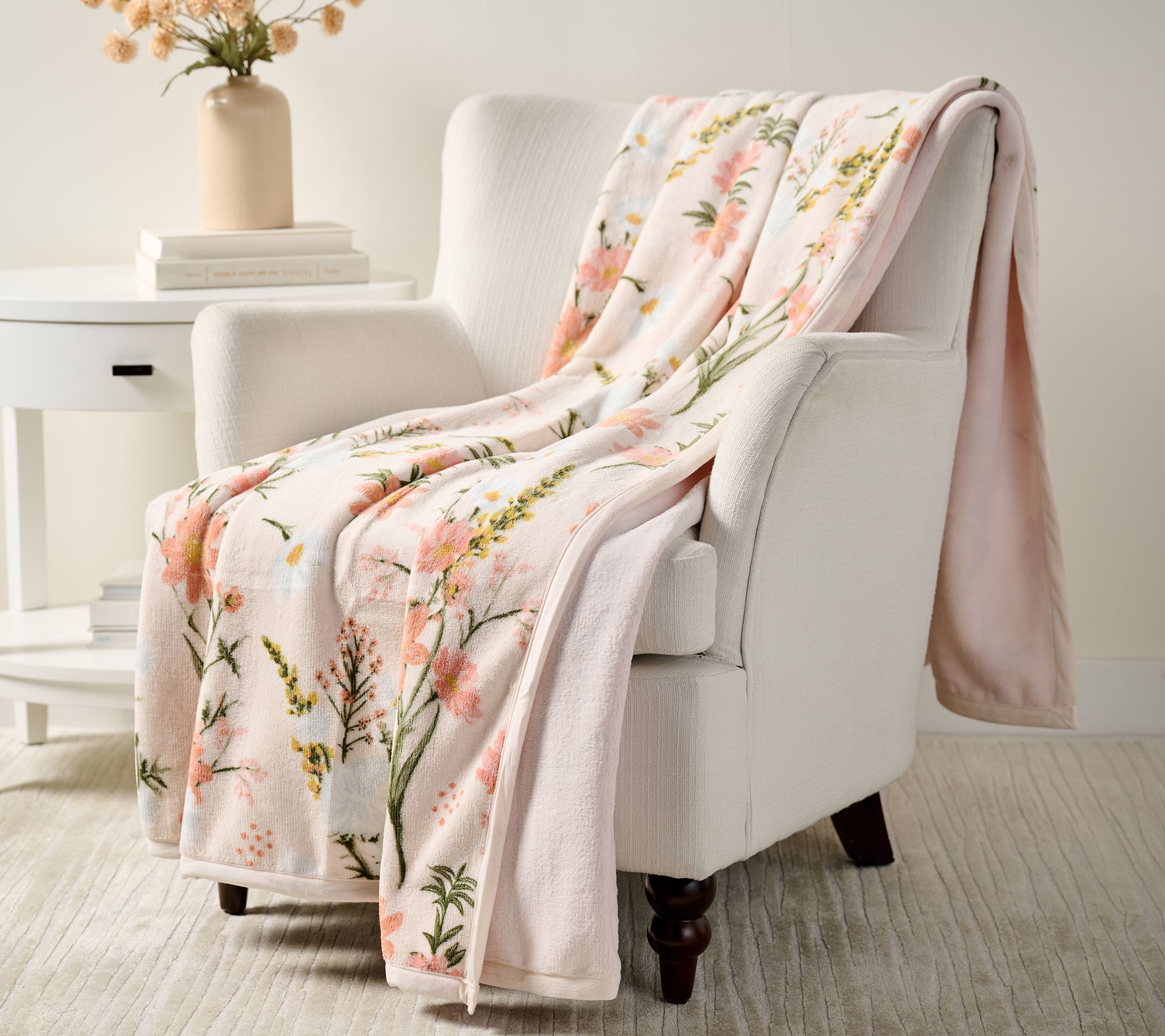 "As Is" Home Reflections Spring Plush 60x80 Throw