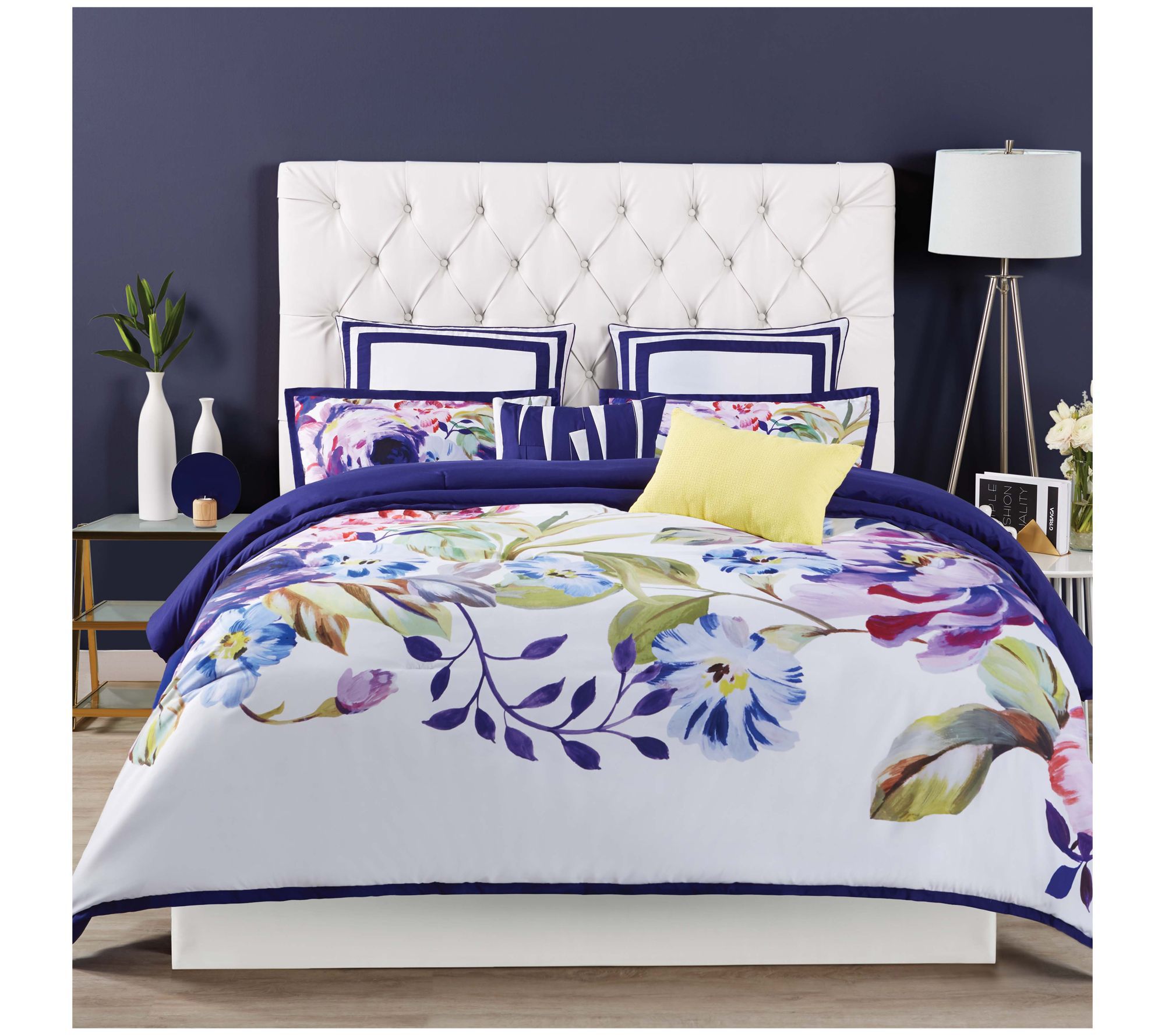 Christian Siriano NY Garden Bloom Full / QueenComforter Set
