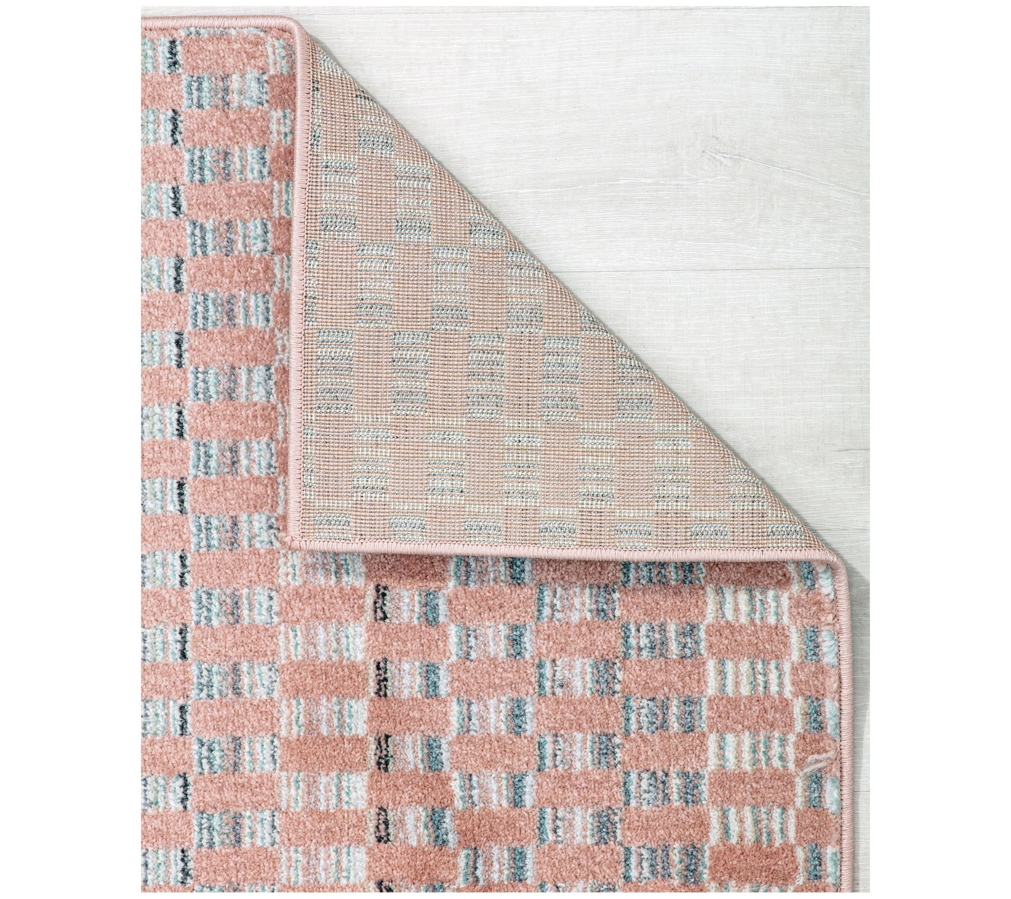 Isaac Mizrahi Jaxon Uncheckered 2' x 4' Area Ru g