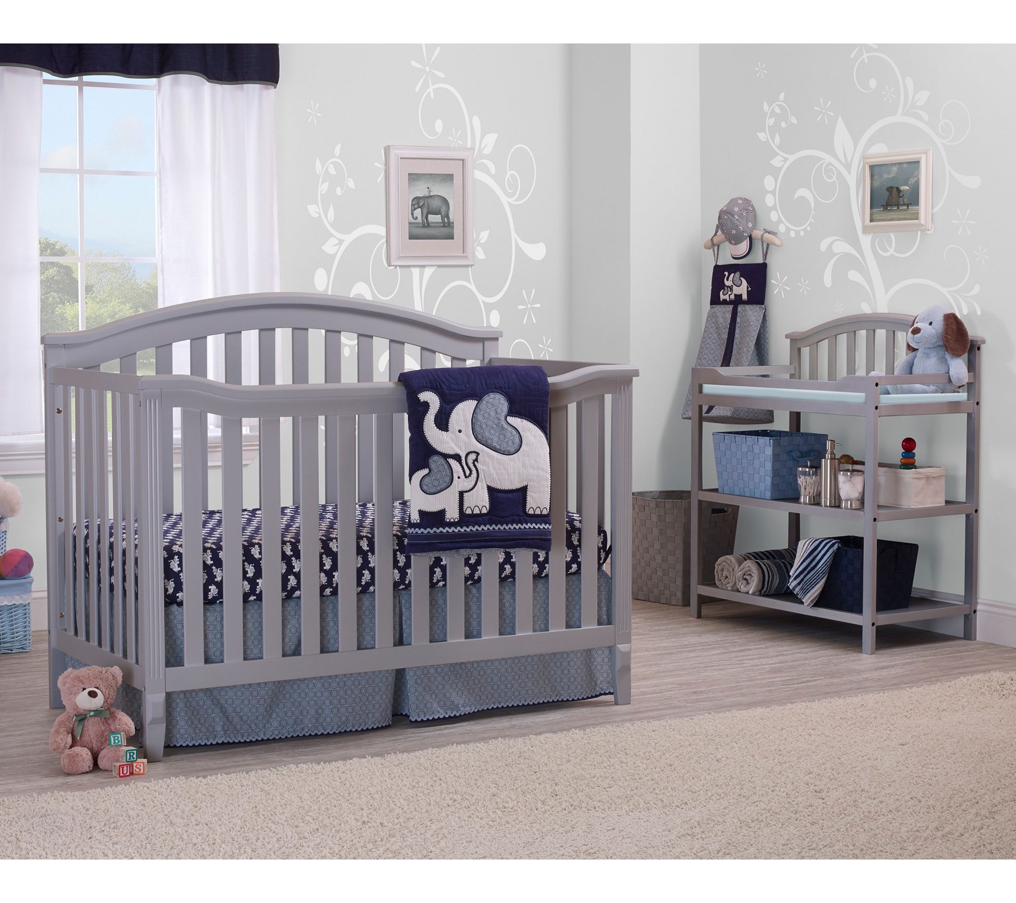 Sorelle Berkley 4-in-1 Convertible Crib