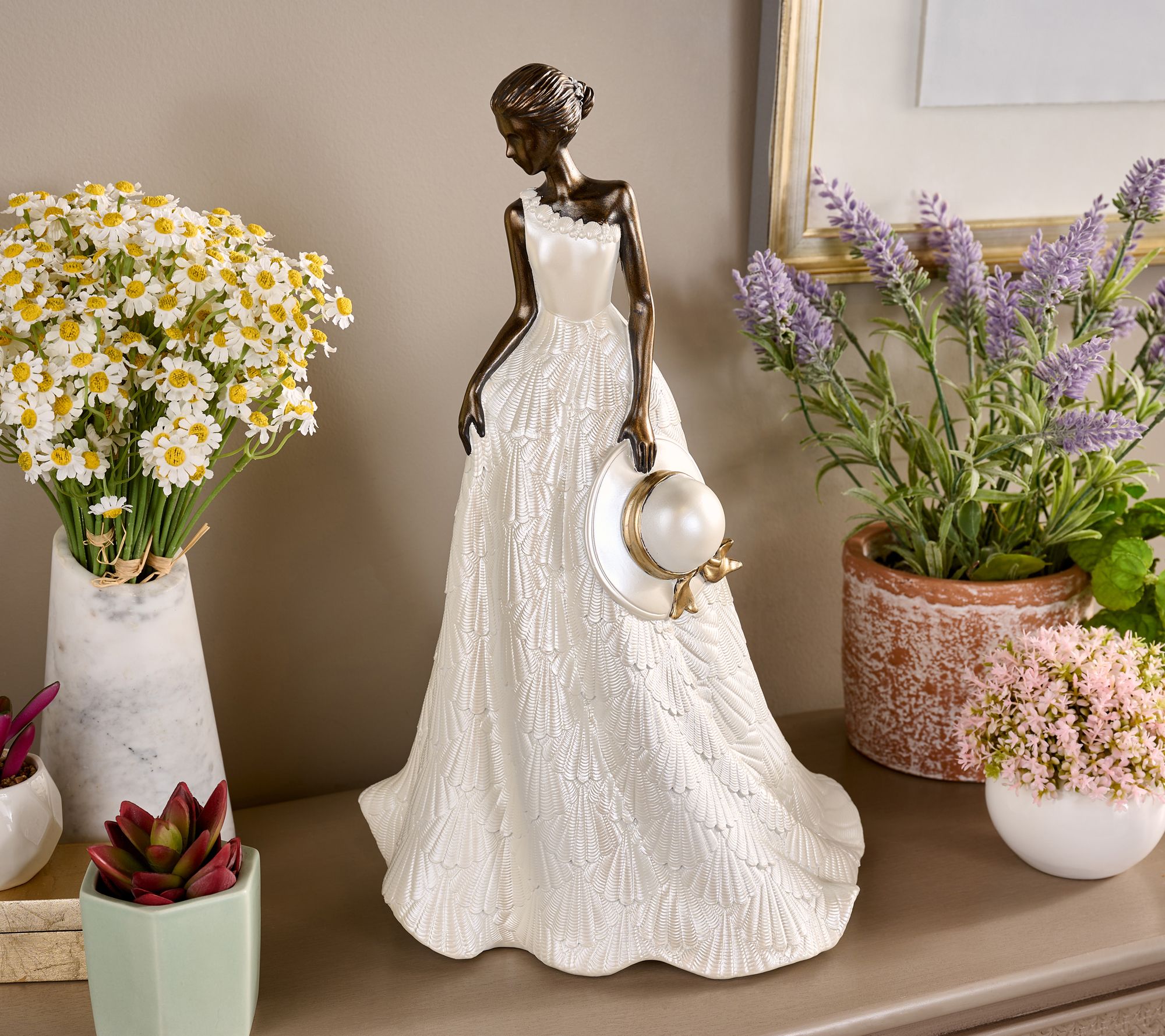 Indoor/Outdoor 16" Seaside Maiden with Hat by Valerie