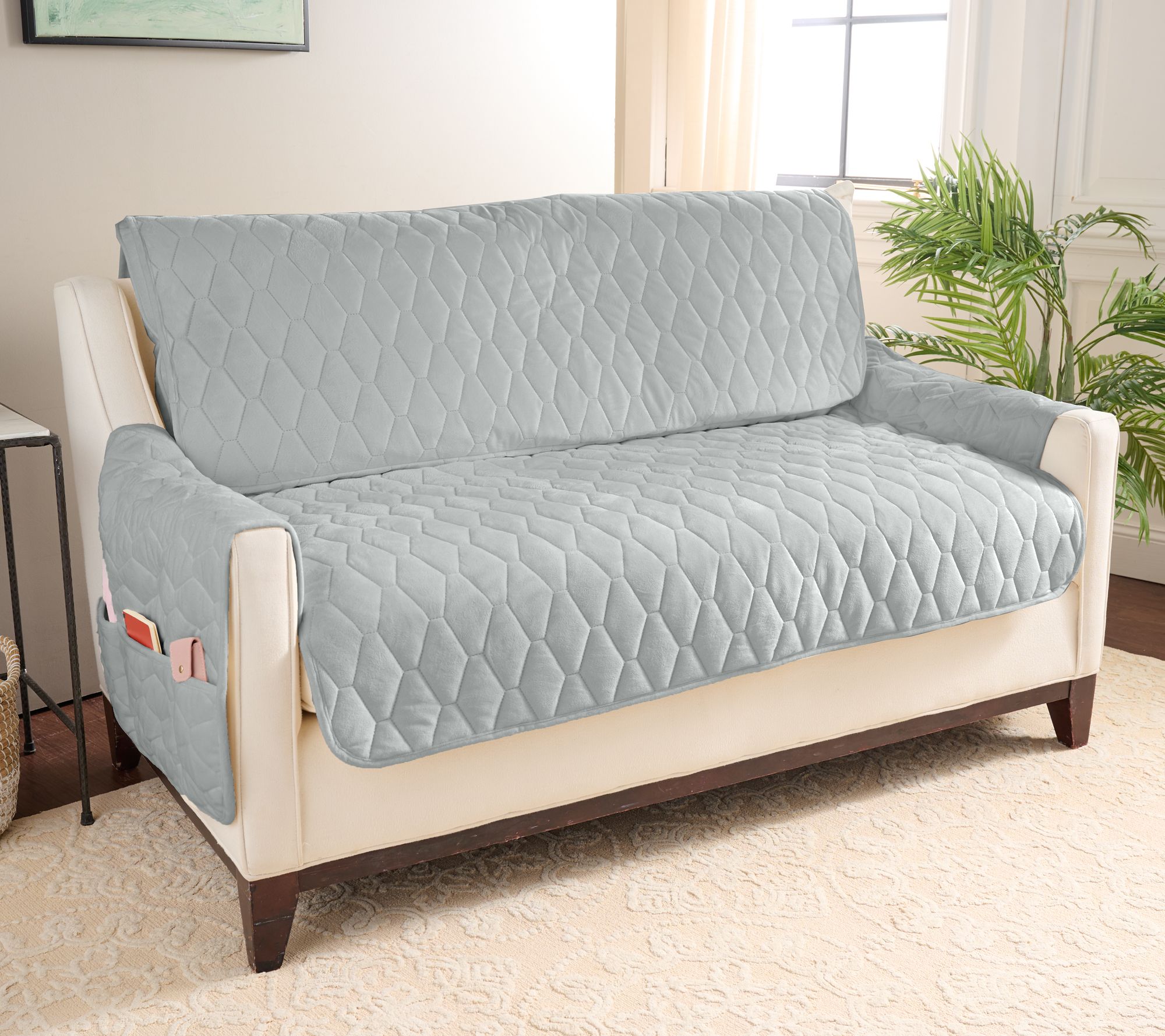 Home Reflections Micromink Pin-Sonic Loveseat Cover
