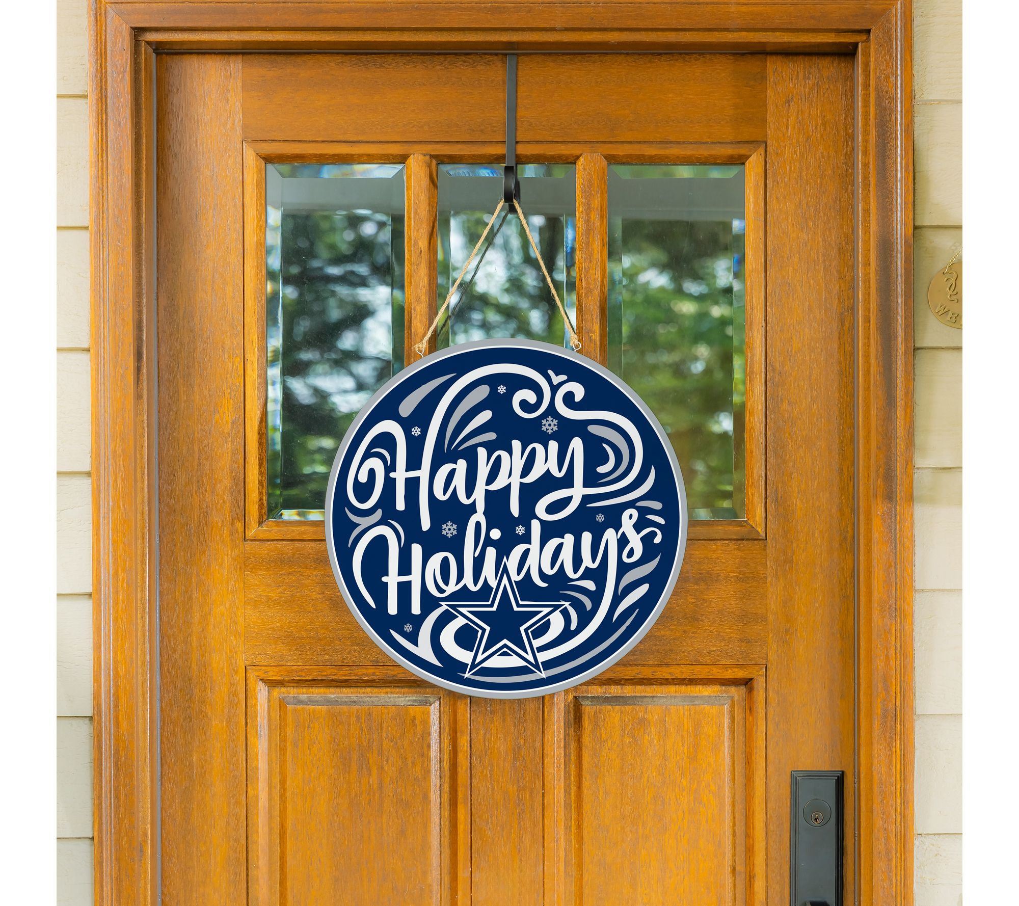 Evergreen NFL Team Holiday Round Door Hanger with Hanging Rope