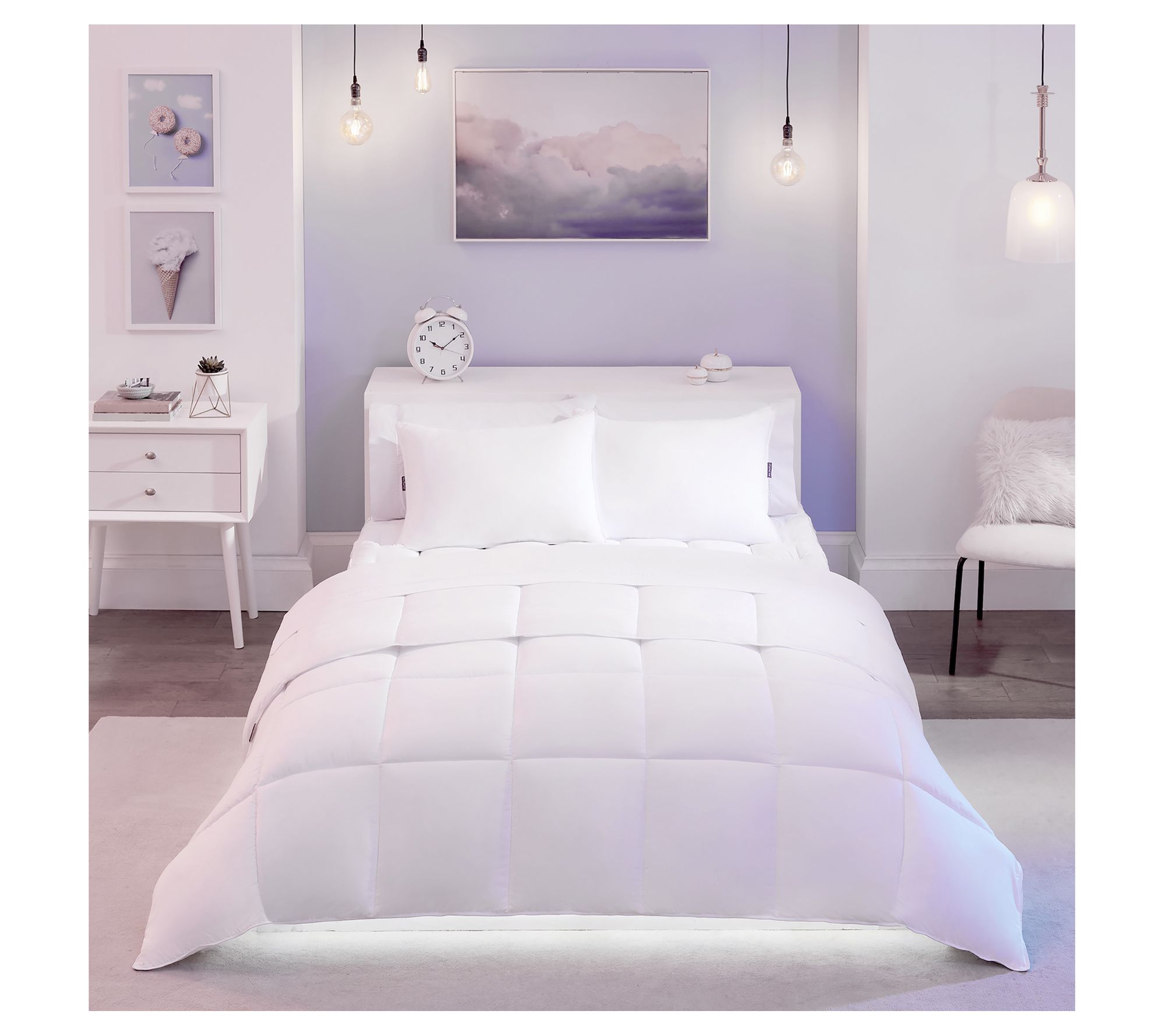 Enchante Home Down Alternative Microfiber Comforter