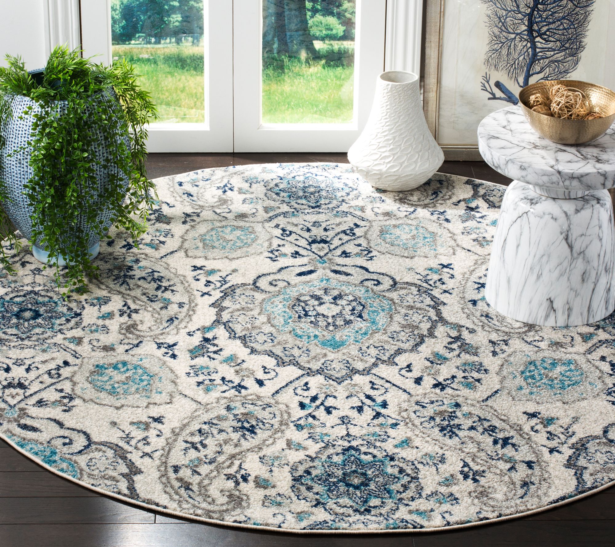 Madison 600 Collection 6'7" x 6'7" Round Rug