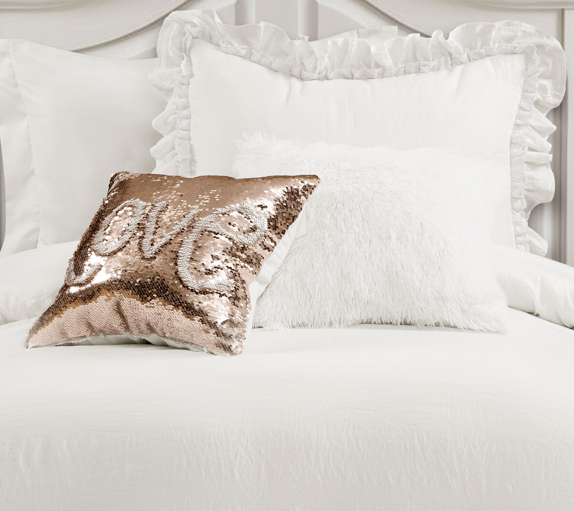 Ella Shabby Chic Ruffle Lace 2Piece TwinXL Comforter Set