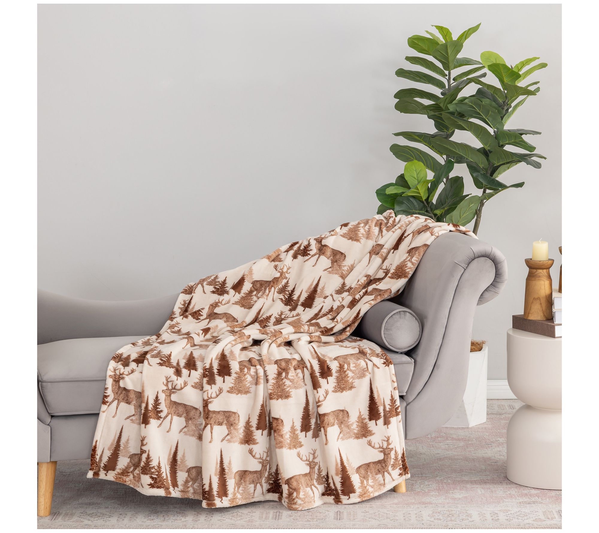 Berkshire Holiday Animal 60x70 Plush Throw