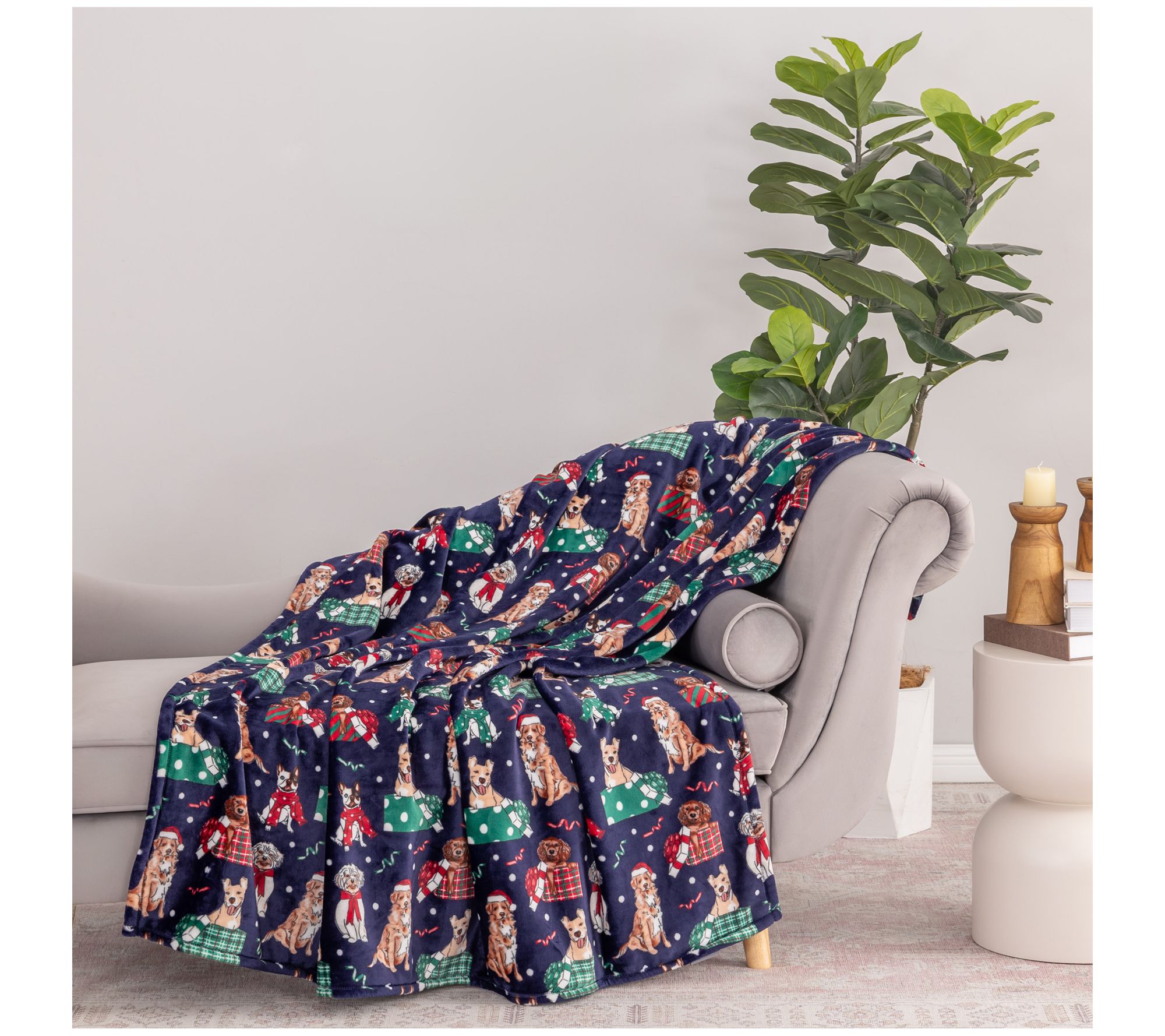 Berkshire Holiday Animal 60x70 Plush Throw