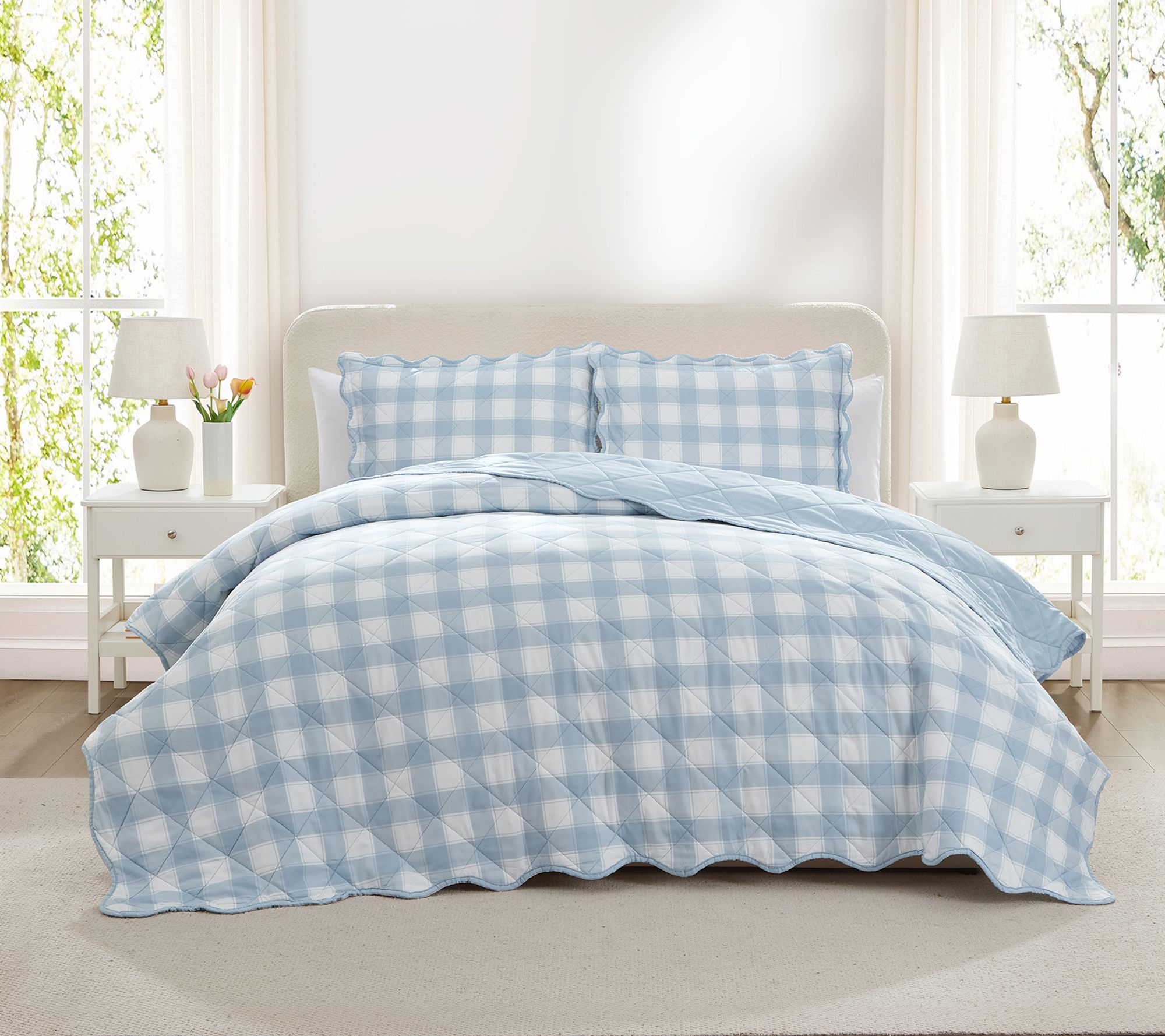 Hallmark Checkered Bliss 3-Piece Scalloped Quilt Set, F/Q