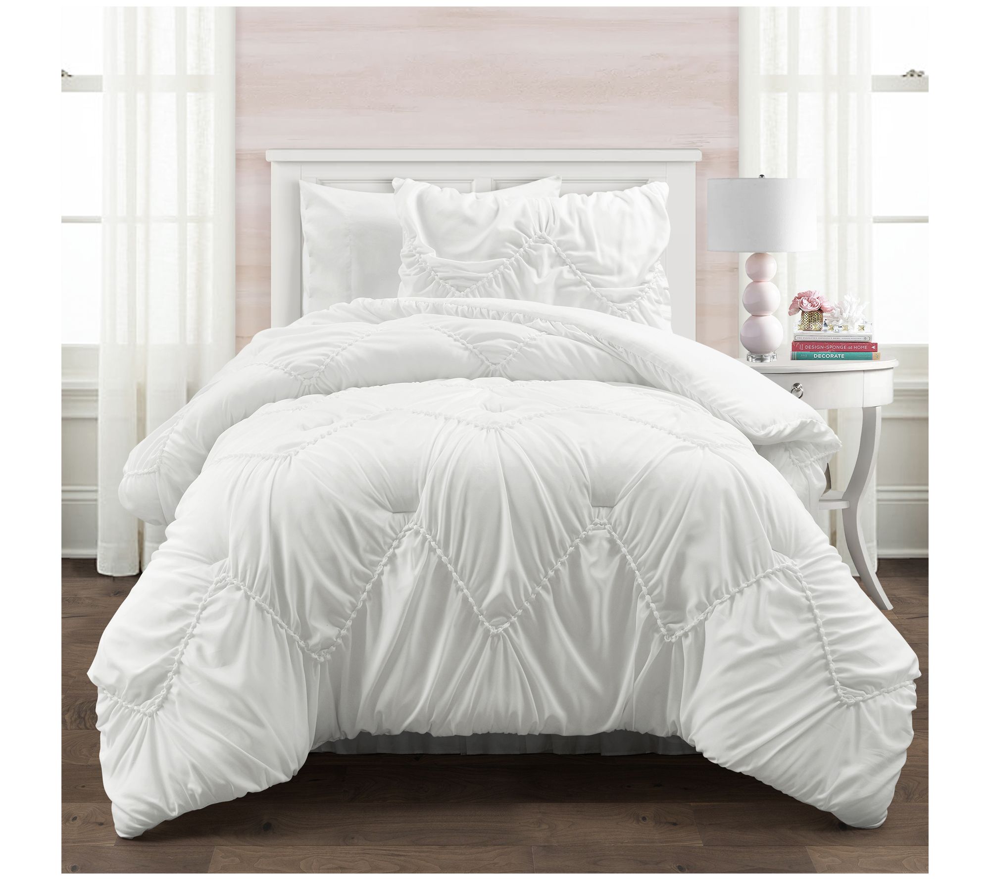 Lush Decor Ruched Chevron Comforter 2Pc Set Twin/Twin-XL