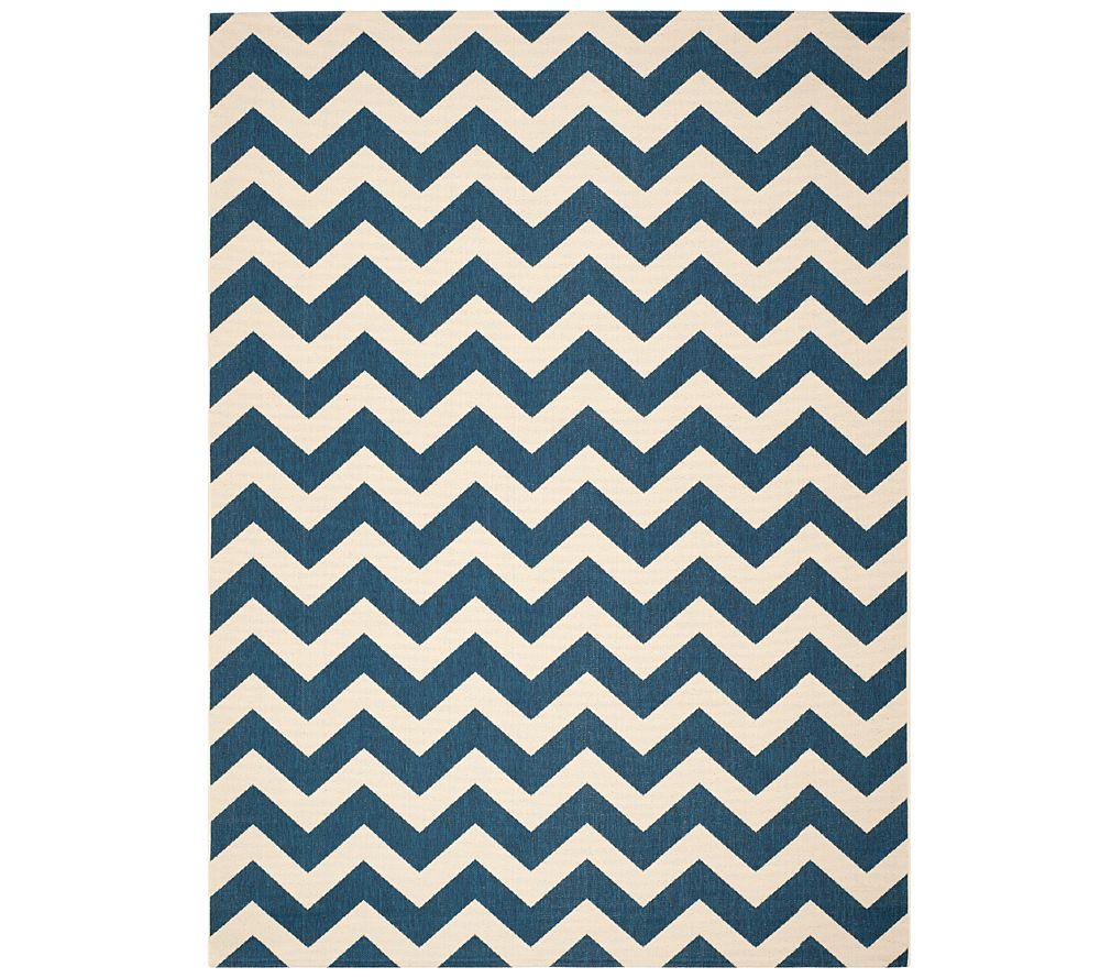 Safavieh 8' x 11' Horizontal Zigzag Indoor/Outdoor Rug