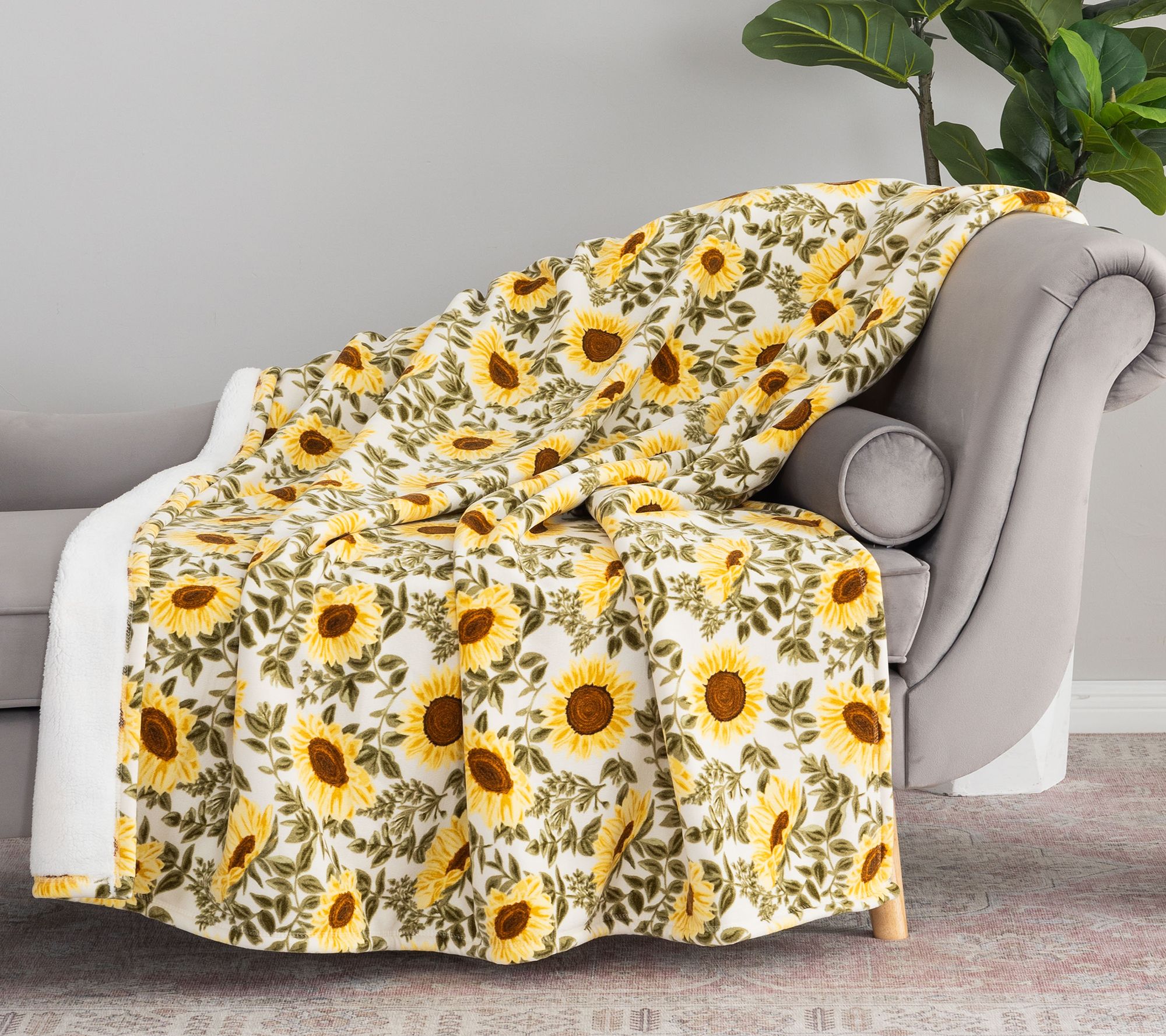 Berkshire Sunflower Plush Reverse to Sherpa 60x70 Throw