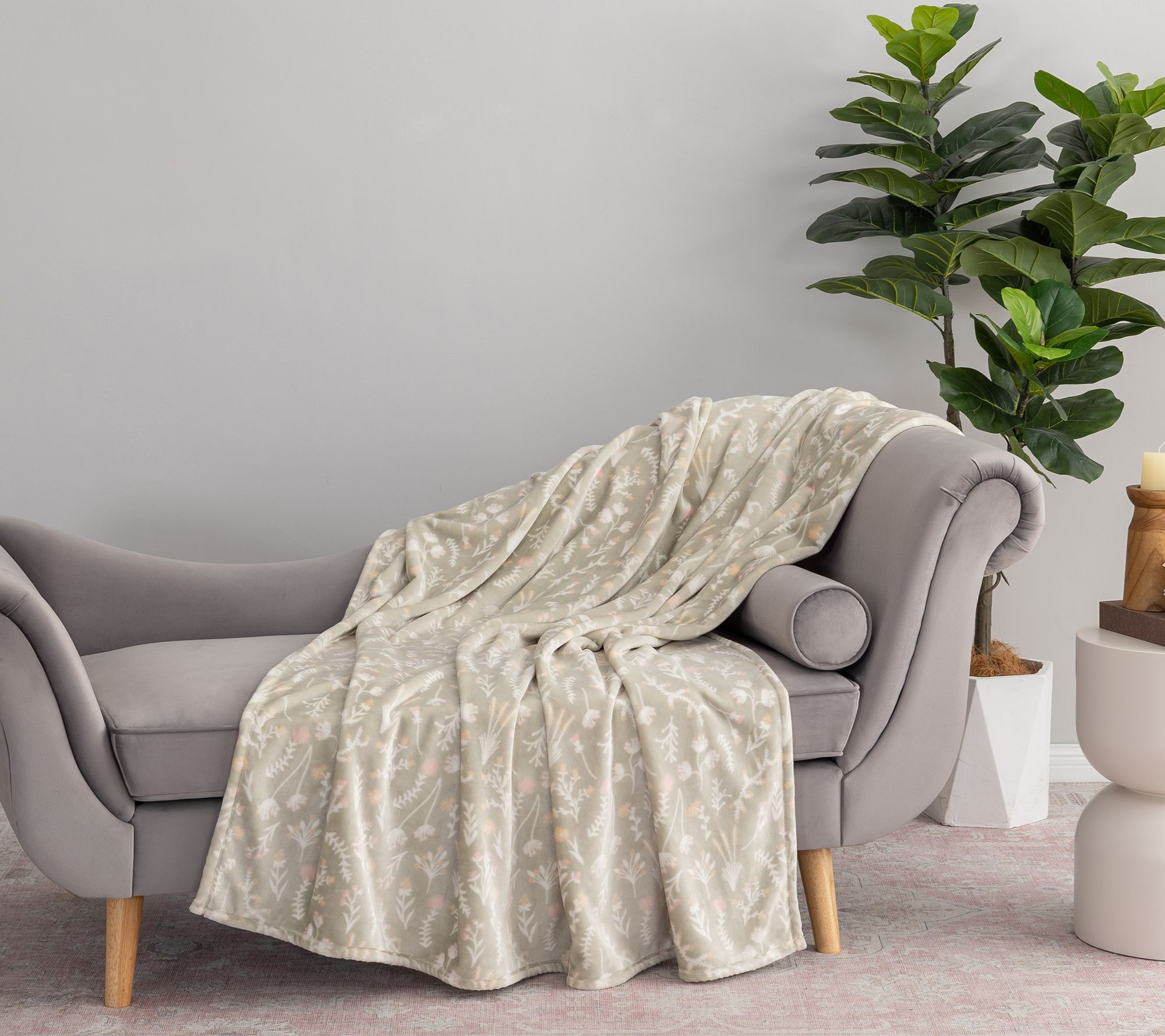 "As Is" Berkshire 60x70 Garden Collection VelvetsoftThrow