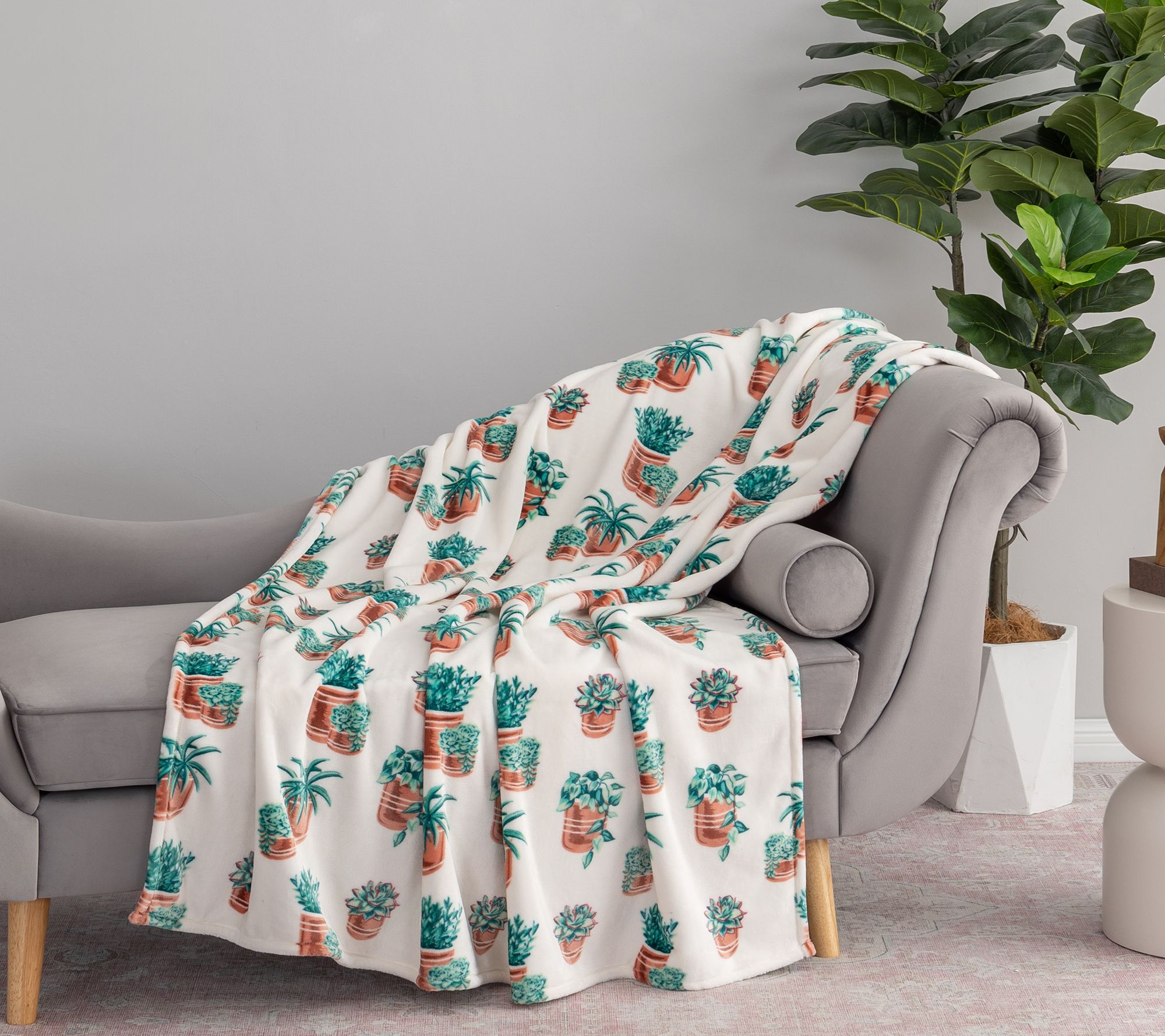 "As Is" Berkshire 60x70 Garden Collection VelvetsoftThrow