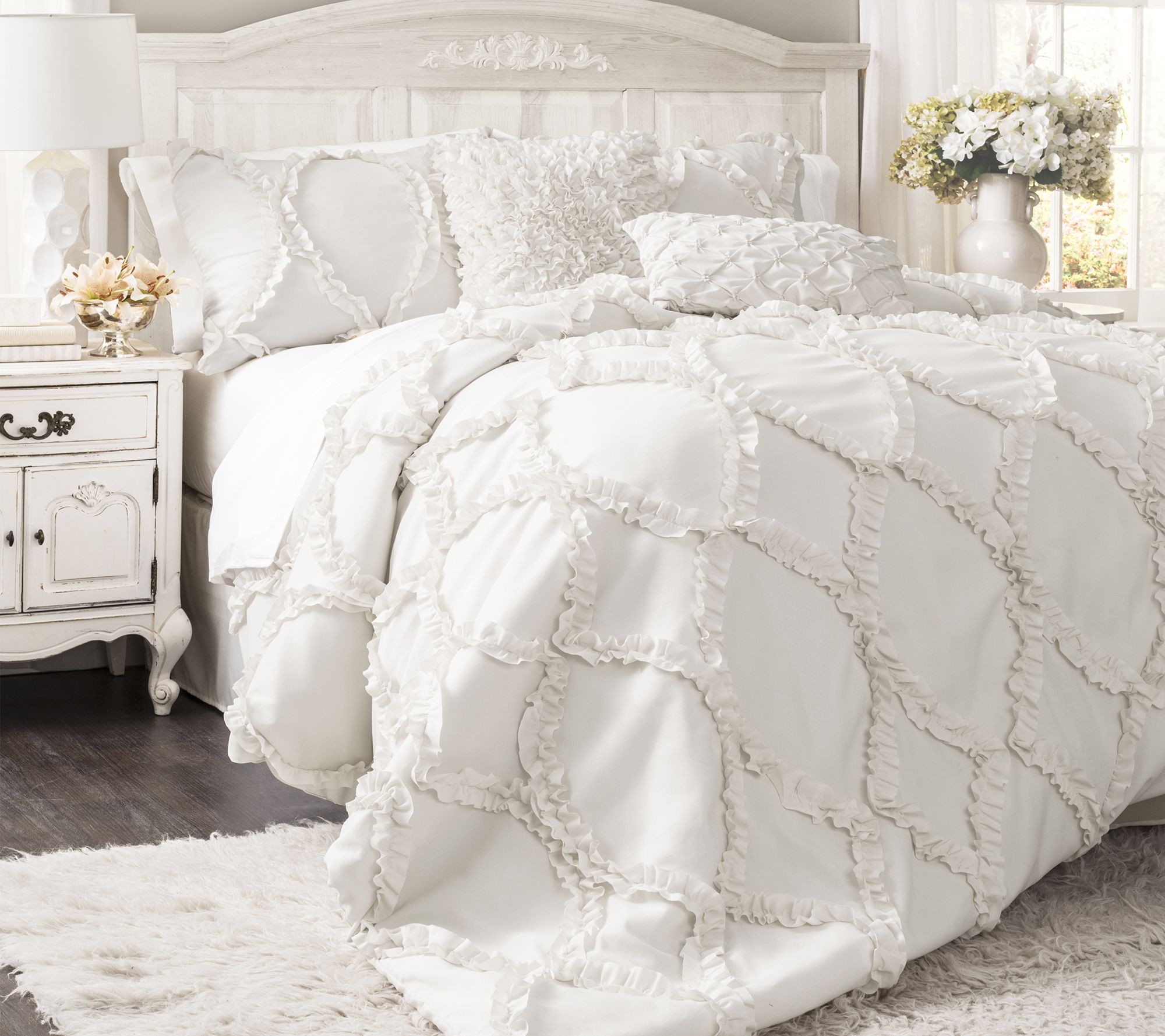 Avon 3-Piece Queen Comforter Set by Lush Decor