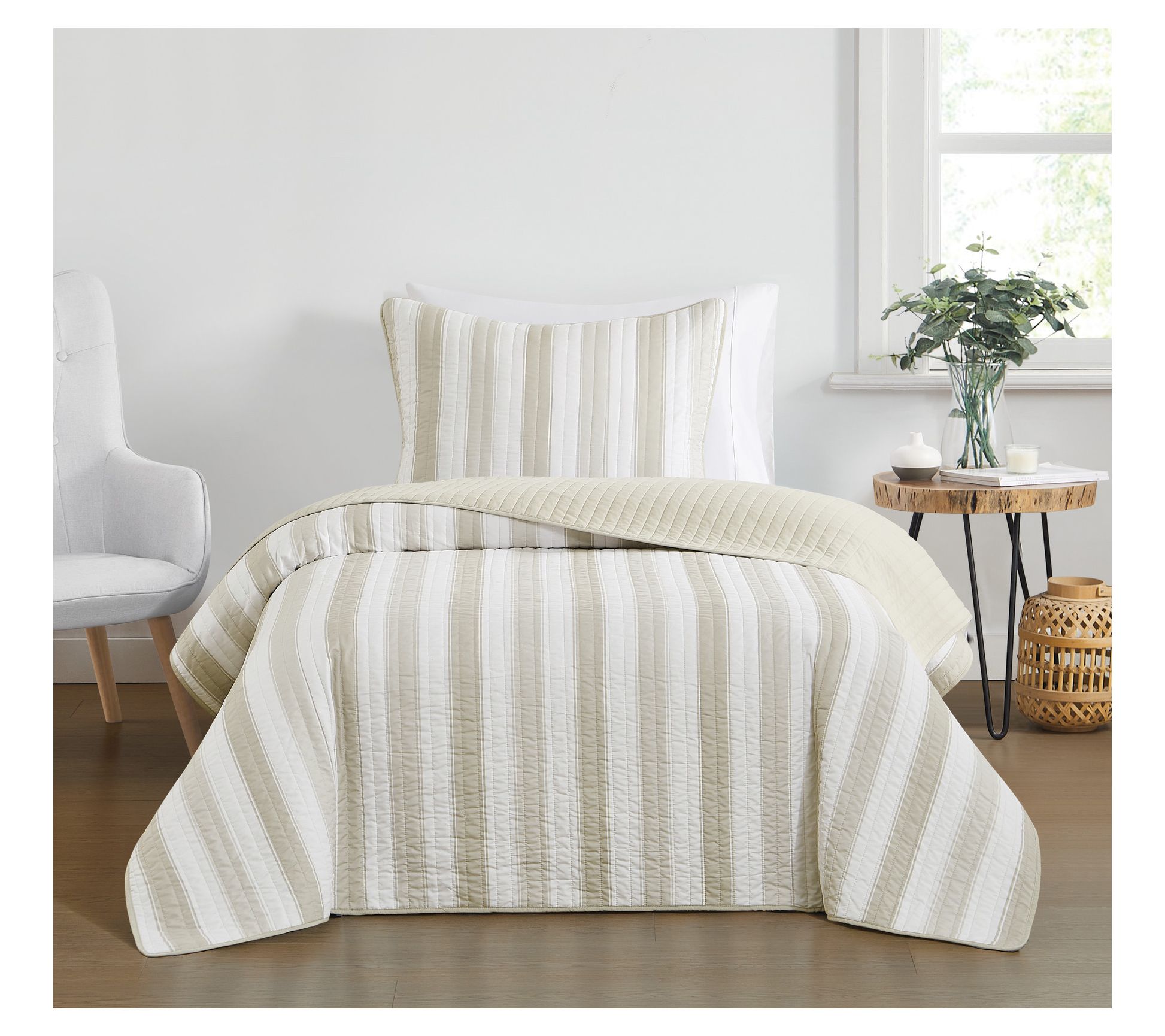 Truly Soft Aiden Stripe Twin/Twin XL 2 Piece Qu ilt Set