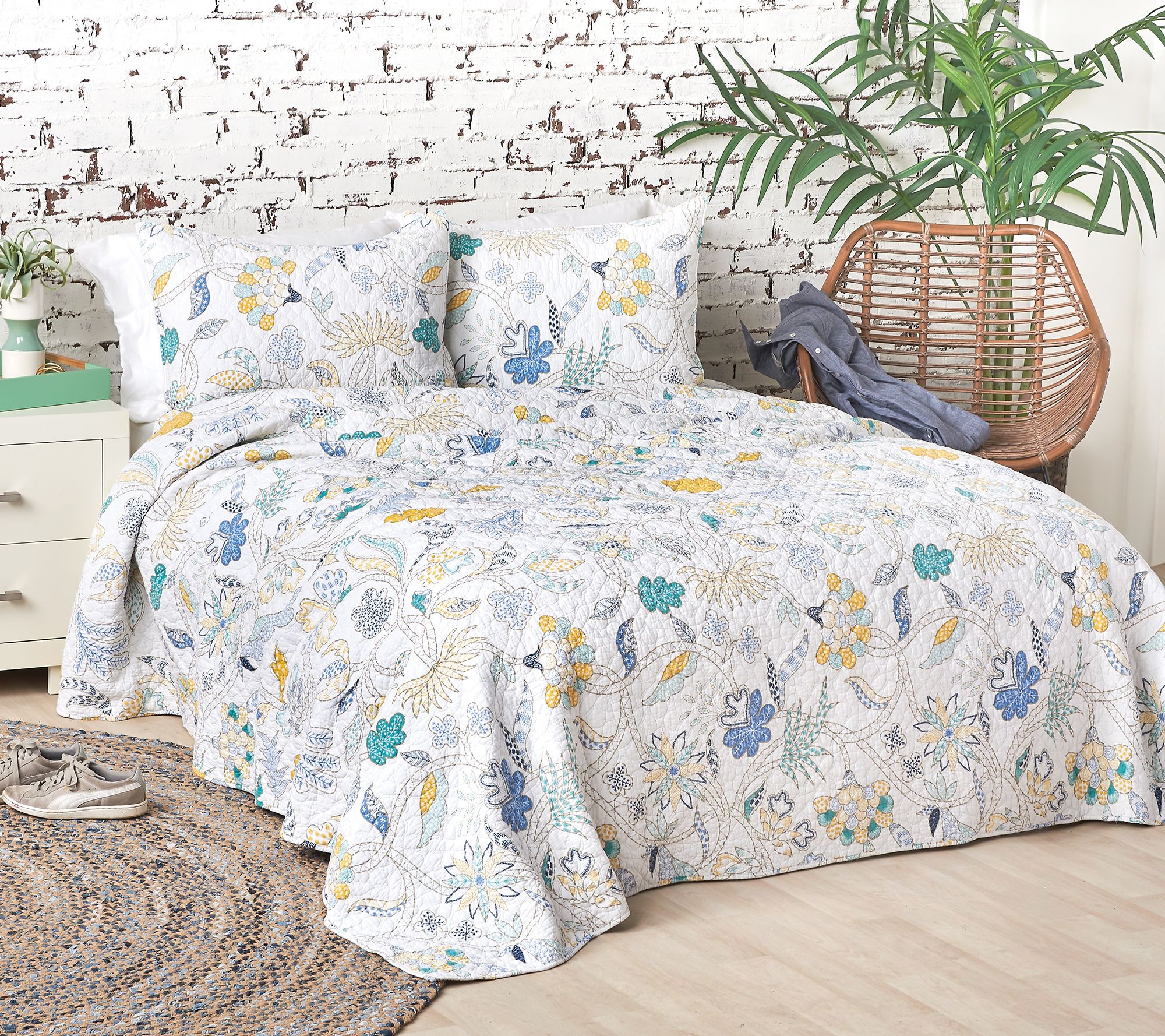 Brie Twin Quilt