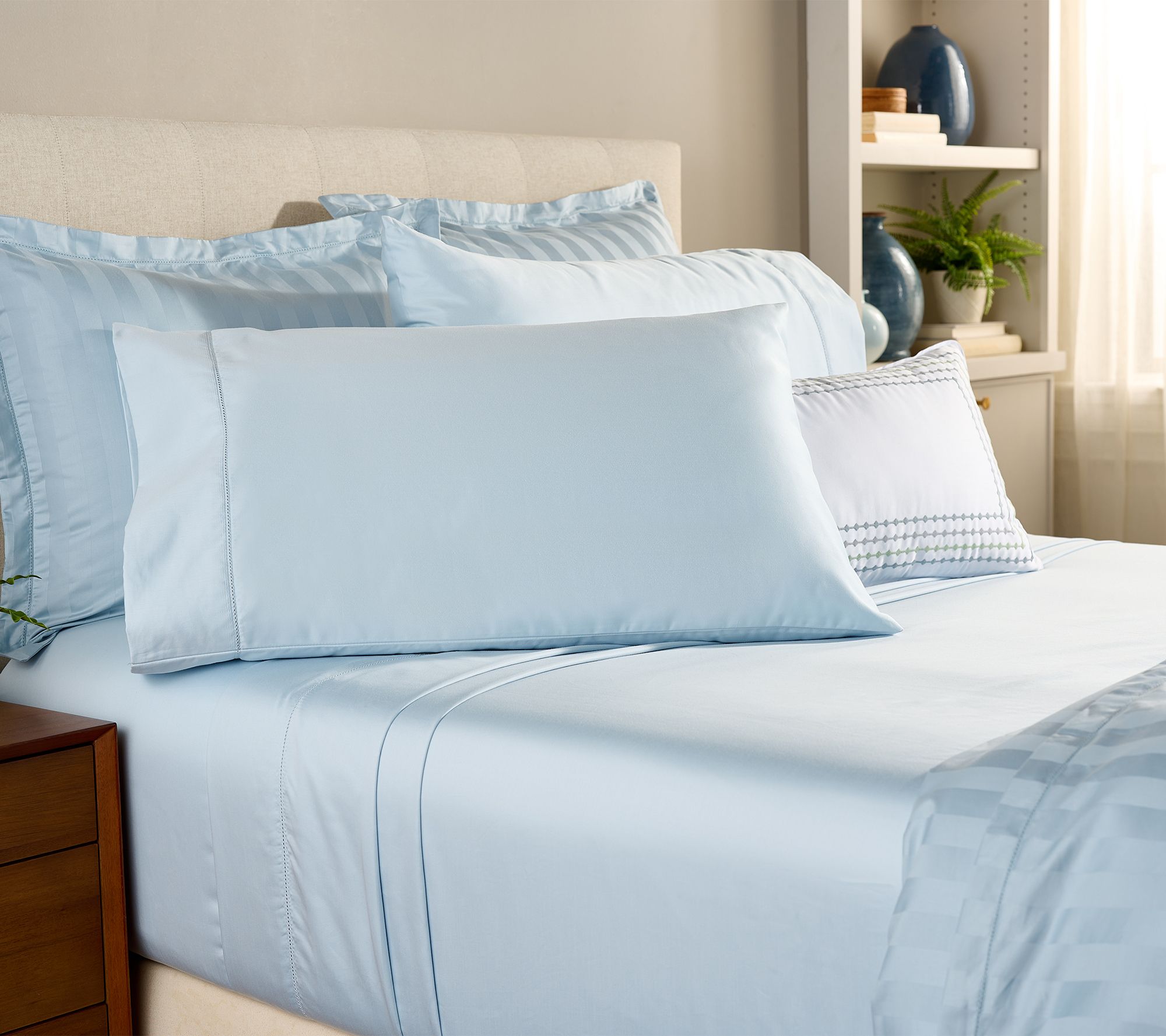 "As Is" Northern Nights Infinity Weave 700TC Sheet Set - Queen